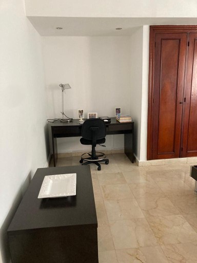 apartamentos - Rento apartamento amueblado con tres parqueos frente al club naco 8