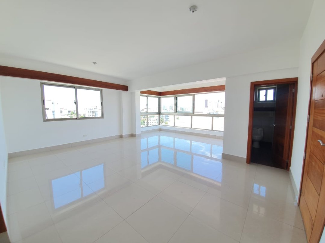 apartamentos - Hermoso y amplio apartamento en el Renacimiento