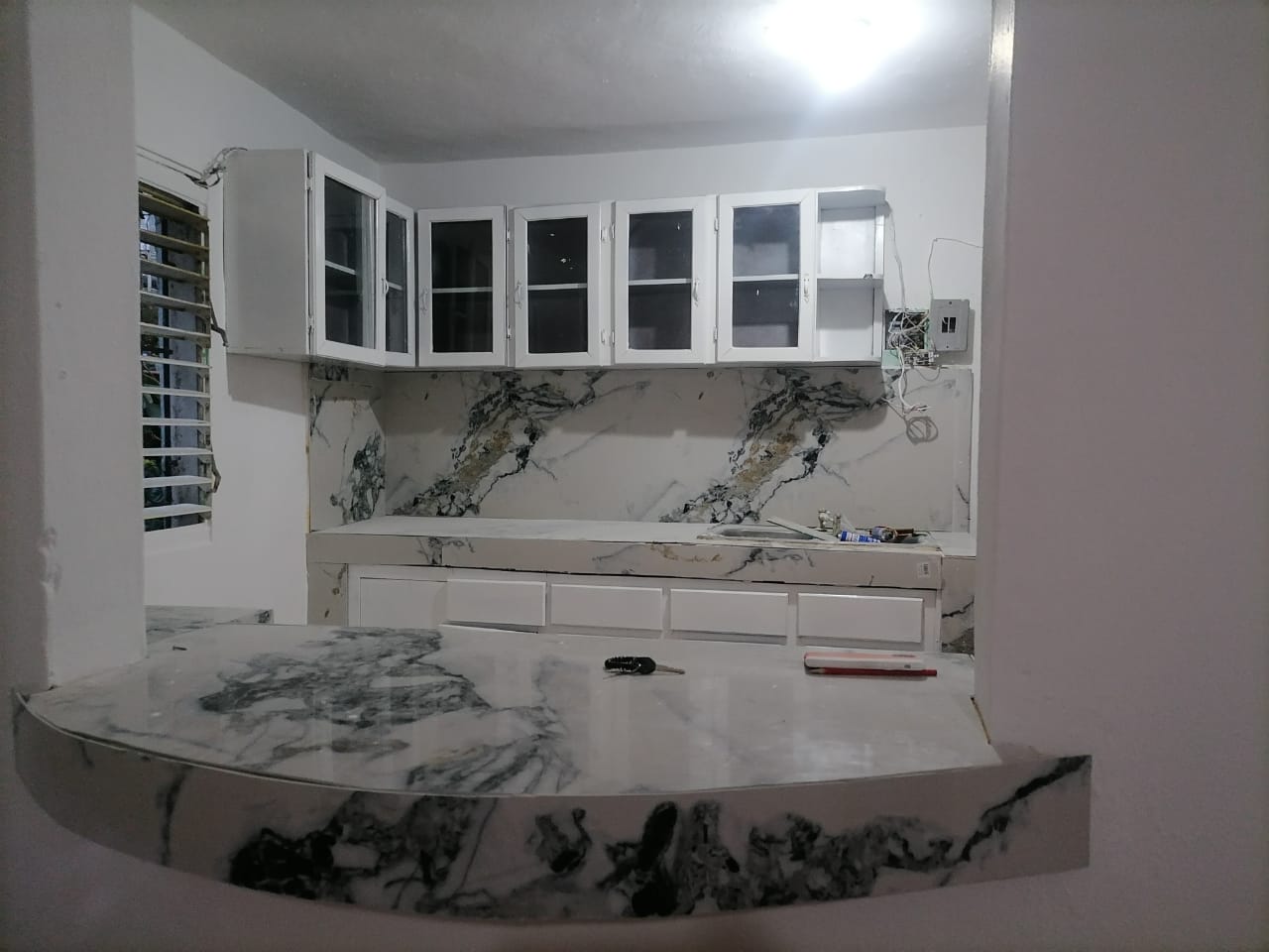 servicios profesionales - TODO TIPO DE DECORACIÓN PARA COCINA BAÑO SALA Y MAD 