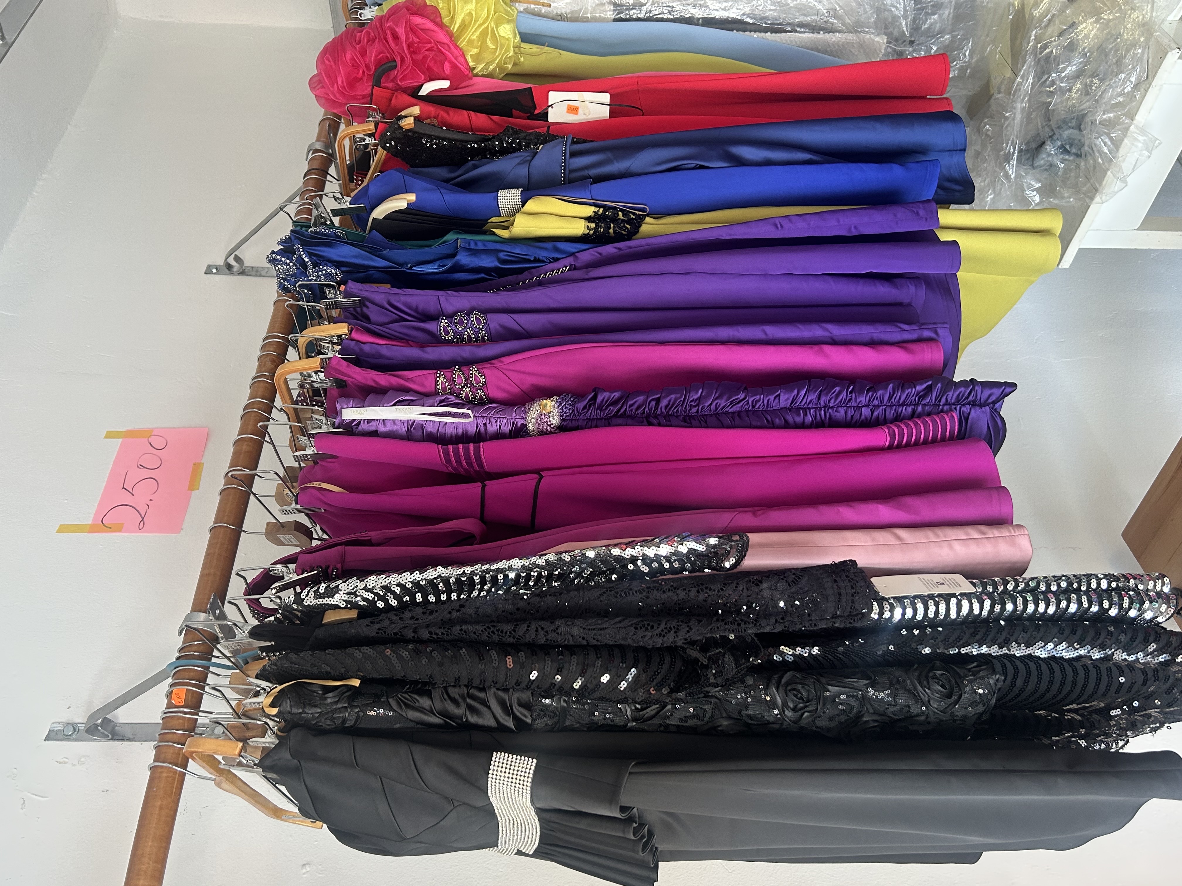 ropa para mujer - Liquidación De Vestidos De Gala y Cortos 6