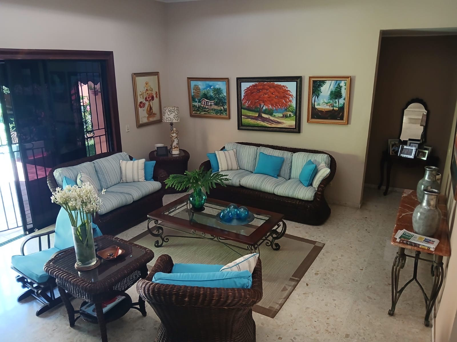 casas - EN VENTA!🏡Vivienda unifamiliar de un nivel, ubicada en los Cerros de Gurabo📍 4