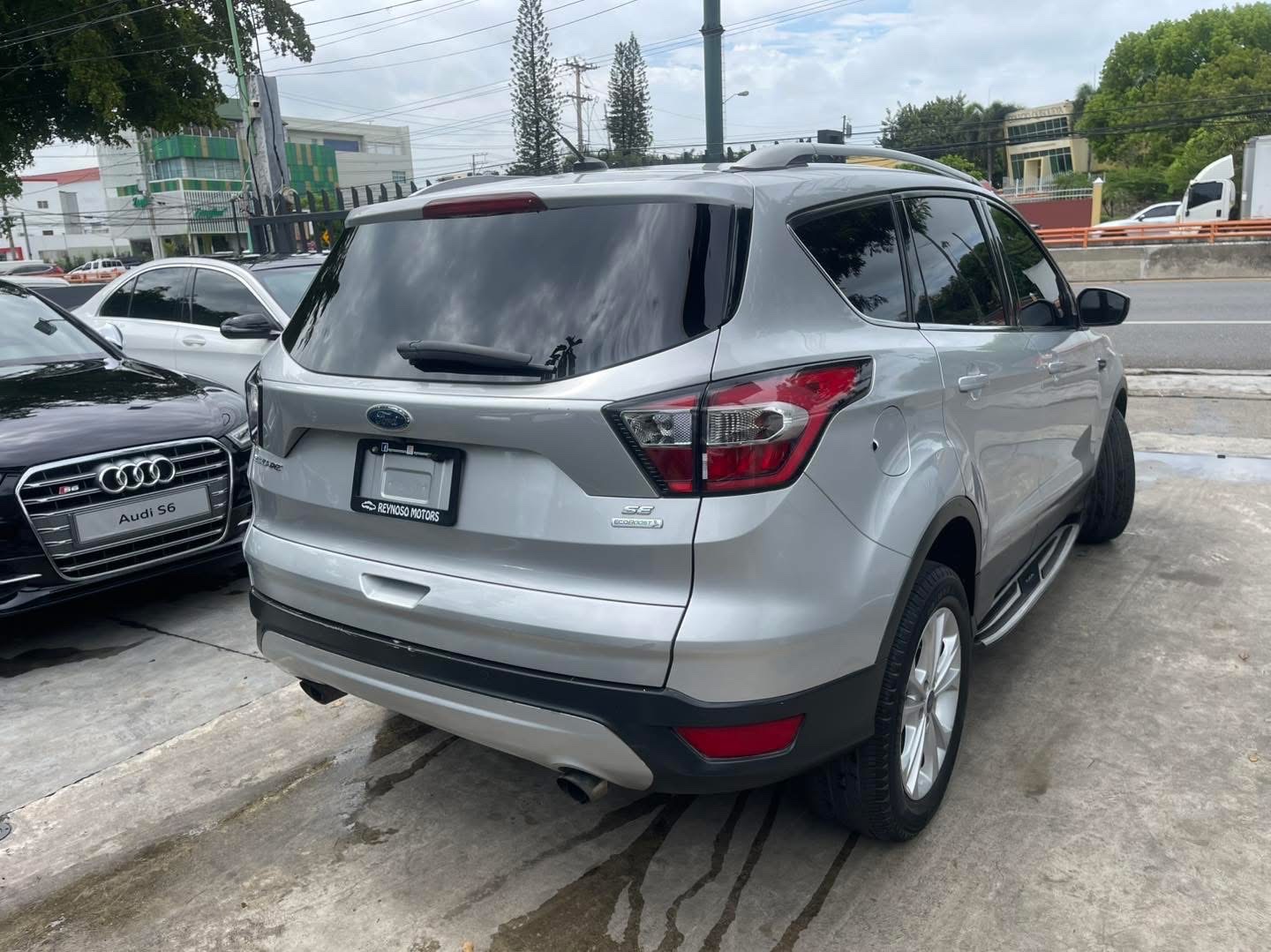 jeepetas y camionetas - FORD ESCAPE SEL 2017 3