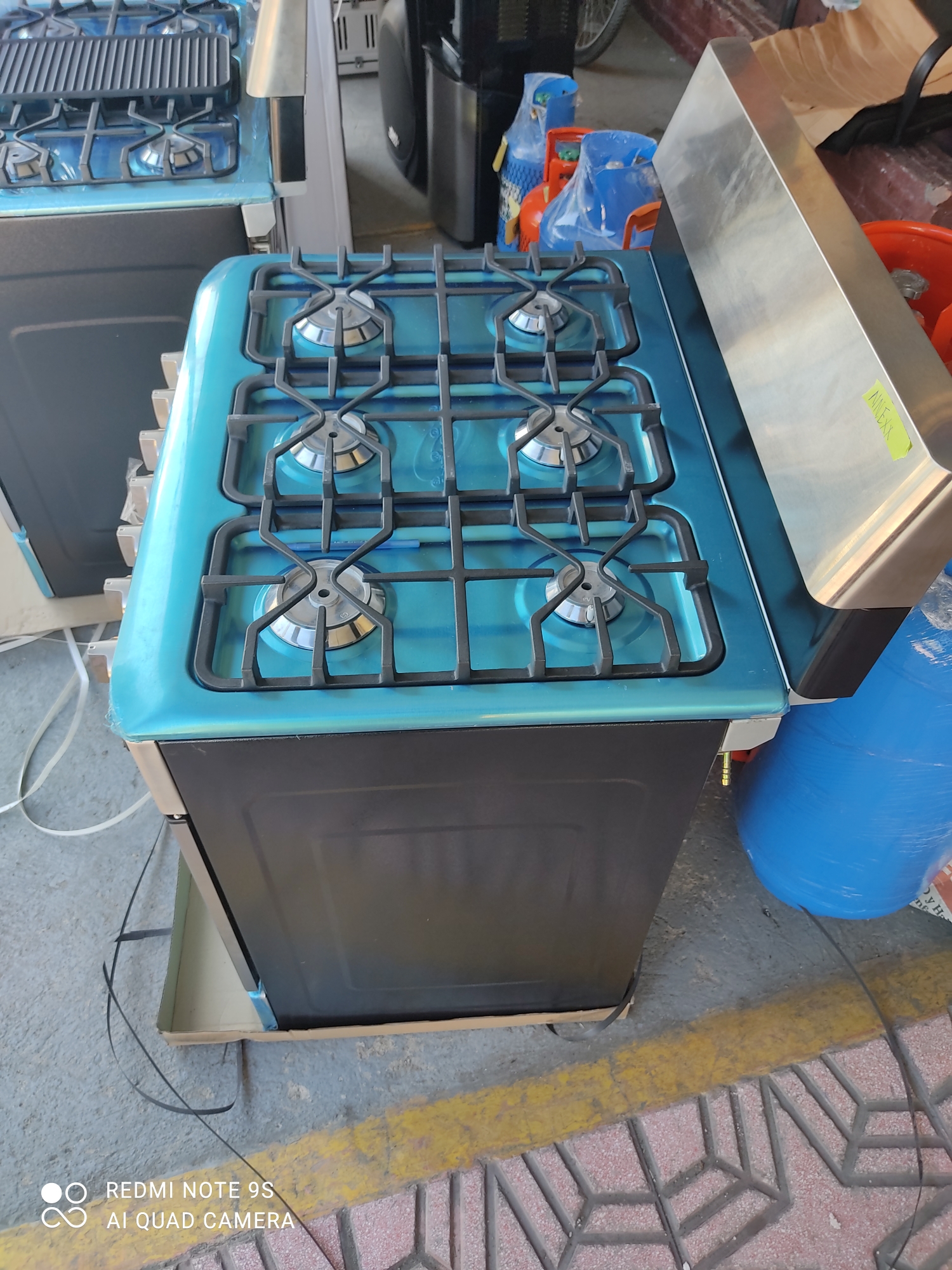 electrodomesticos - Estufa díscovery de 30 parrilla reforzada con chispero y Luz de horno 2