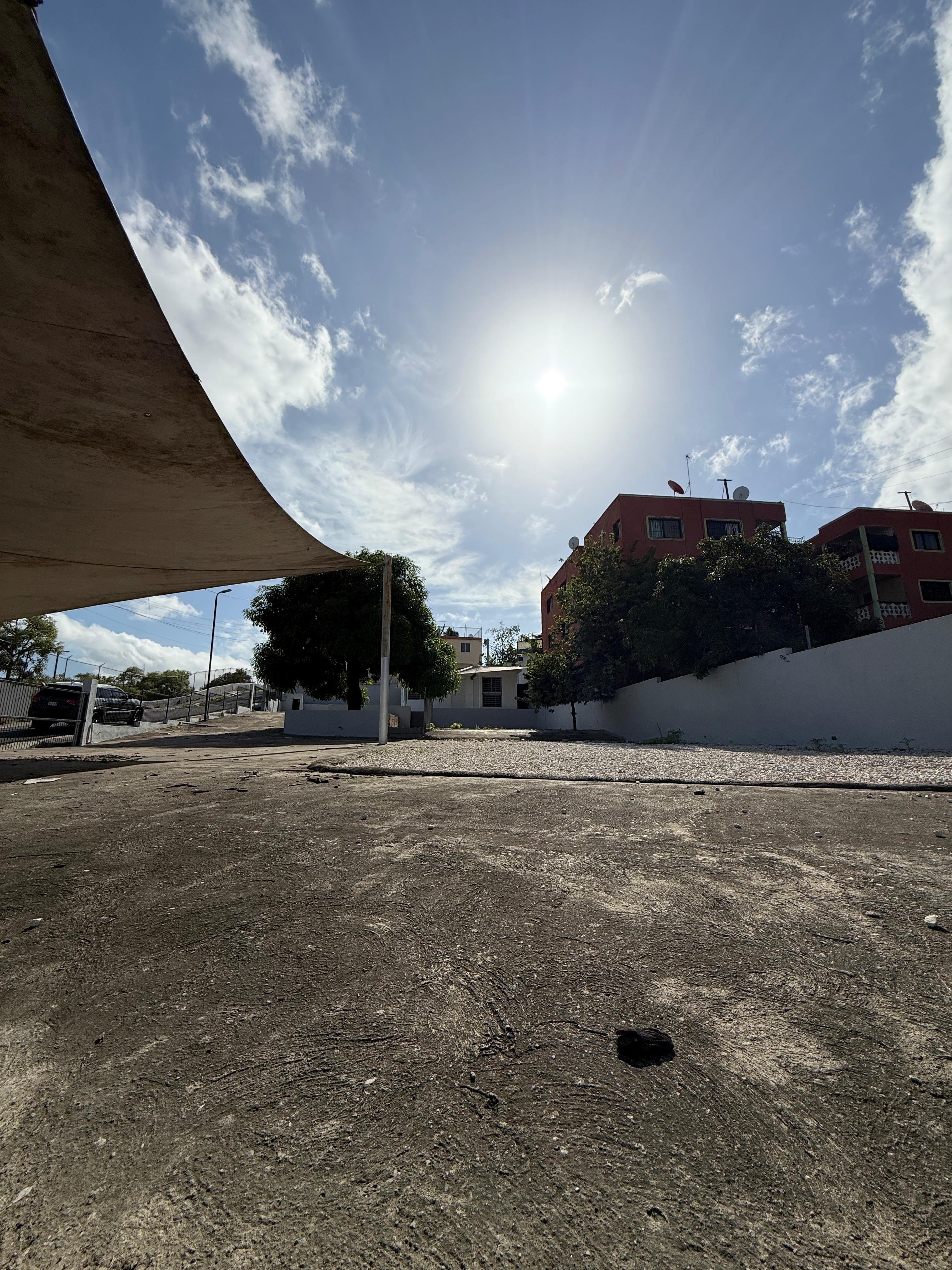 oficinas y locales comerciales - 🏡 *EN VENTA - Propiedad Comercial Estratégica* 📍 4