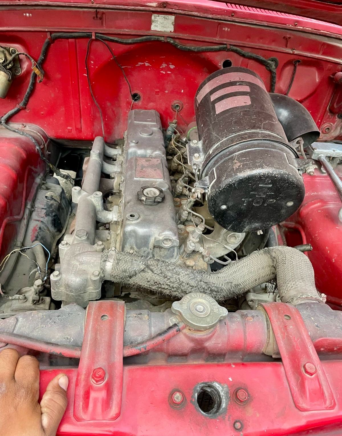 camiones y vehiculos pesados - vendo camión Nissan 1993  3