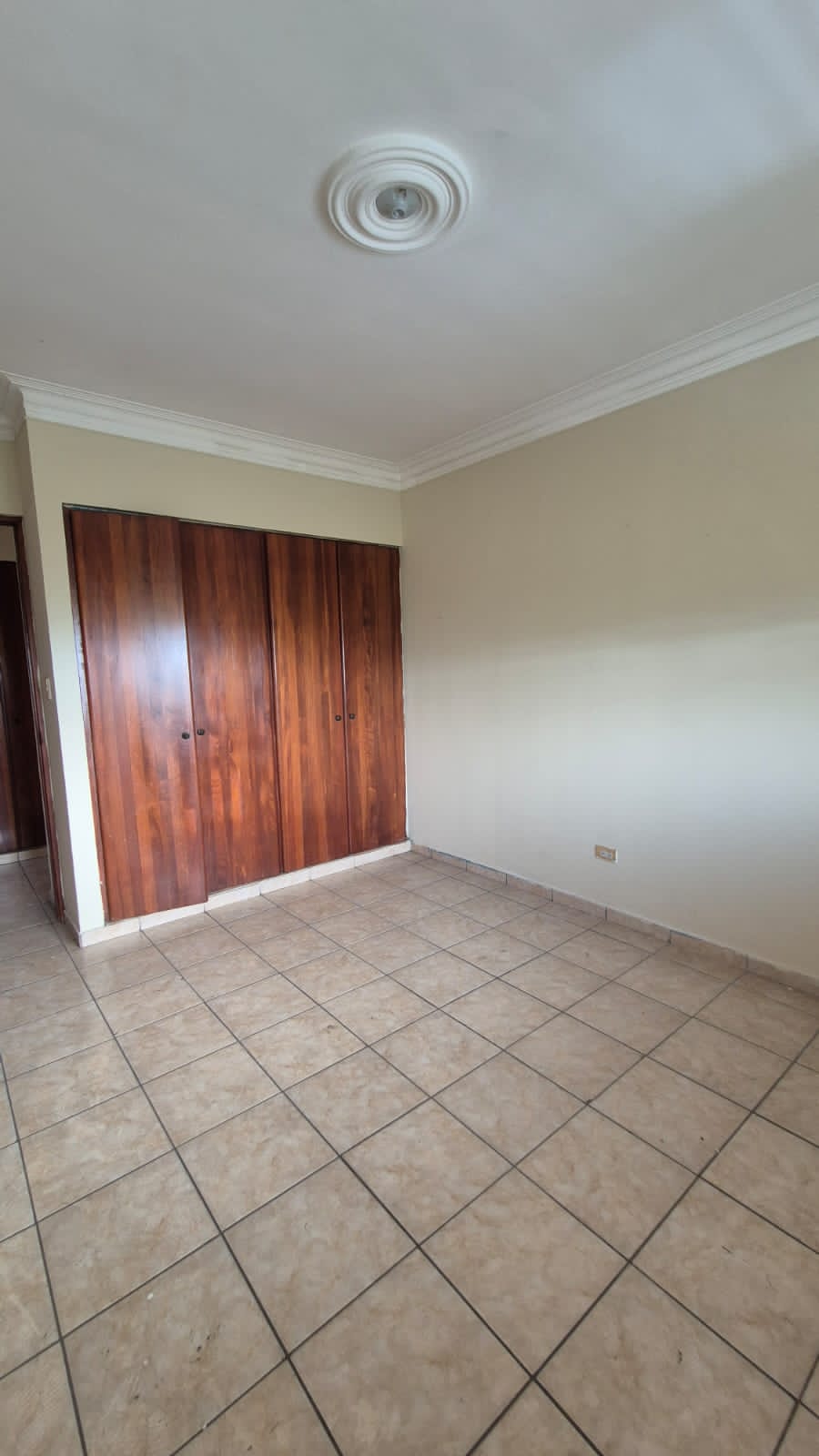 apartamentos - Vendo Apartamento  Av. República de Colombia!  2