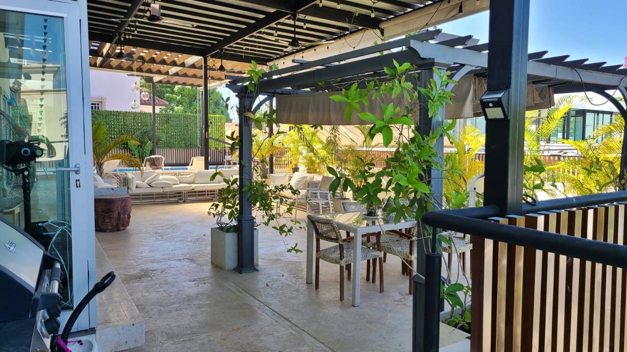 apartamentos - MODERNA Y LUJOSA CASA EN VENTA SANTIAGO. 6