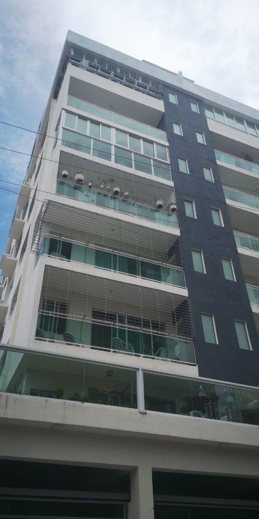apartamentos - Se alquila apartamento en Evaristo Morales 8