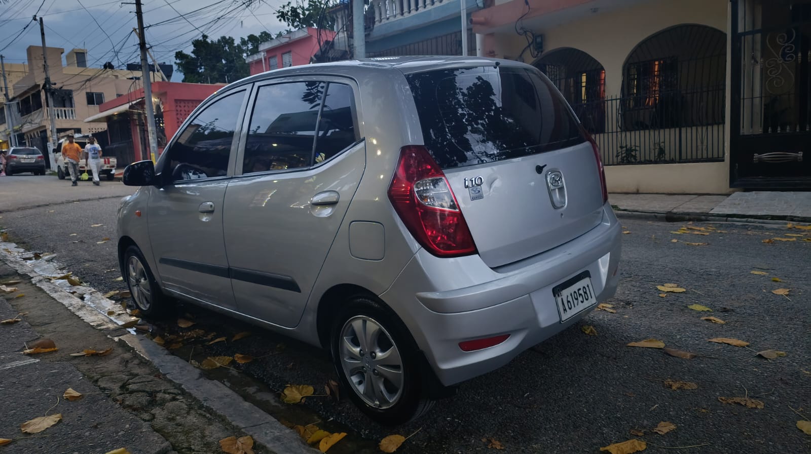 carros - Hiunday i10 NEGOCIABLE  4