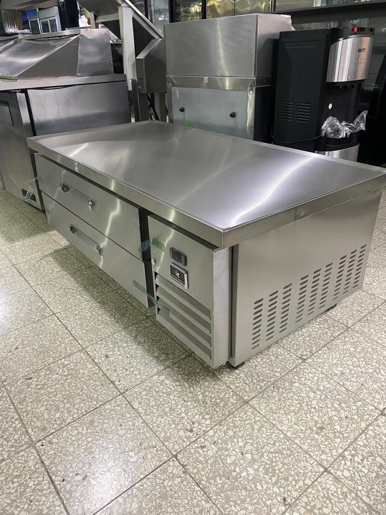 equipos profesionales - Base Chef Refrigerada Kelvinator de 72" 3
