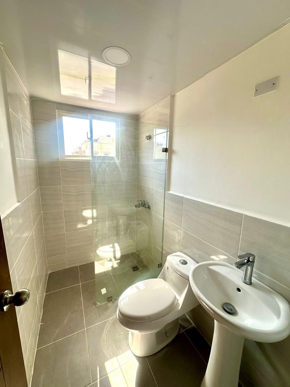 apartamentos - Vendo por motivo de Viaje apartamento en 📍Nuevas  4