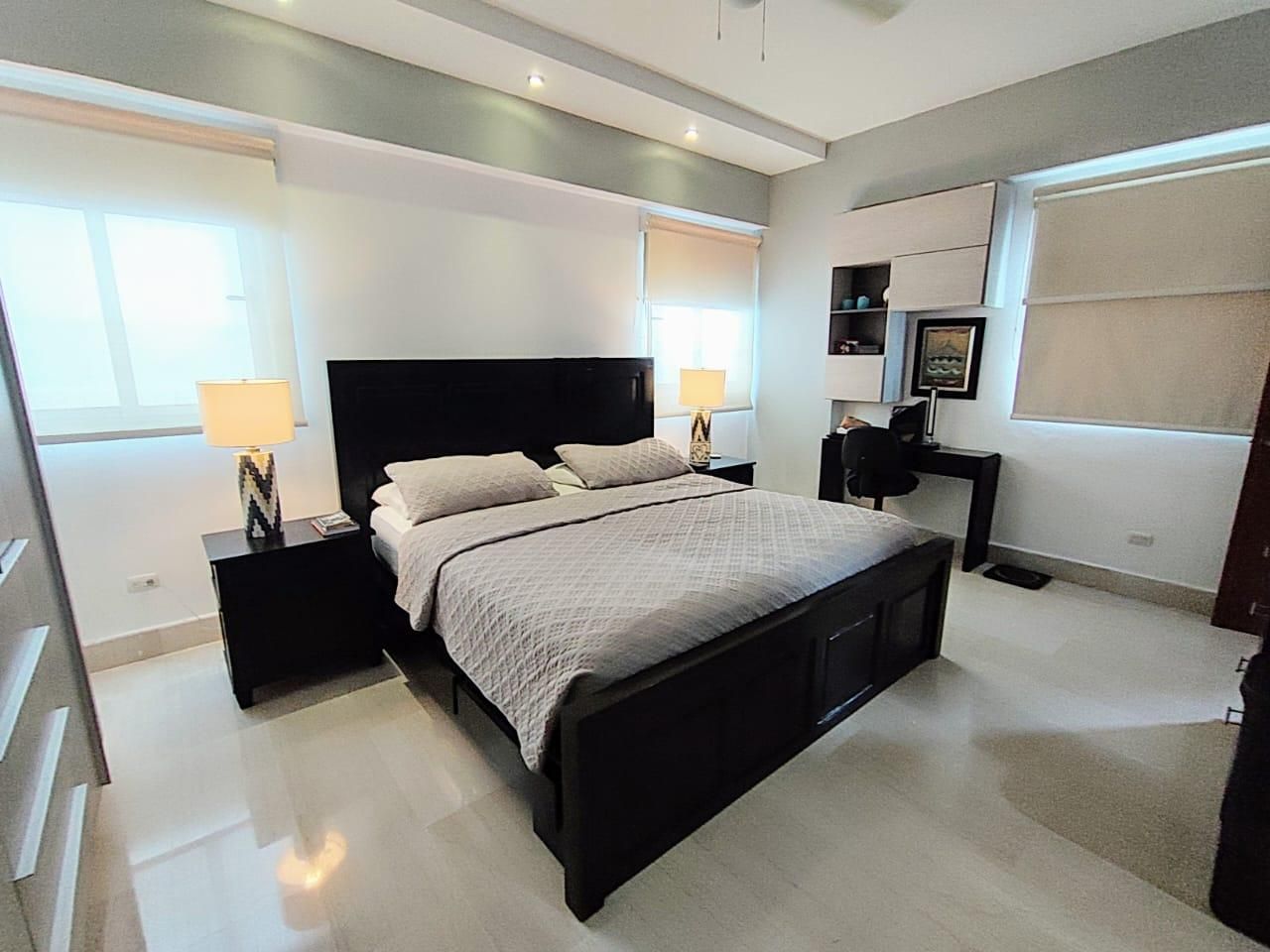 apartamentos - Apartamento en venta en Naco 5