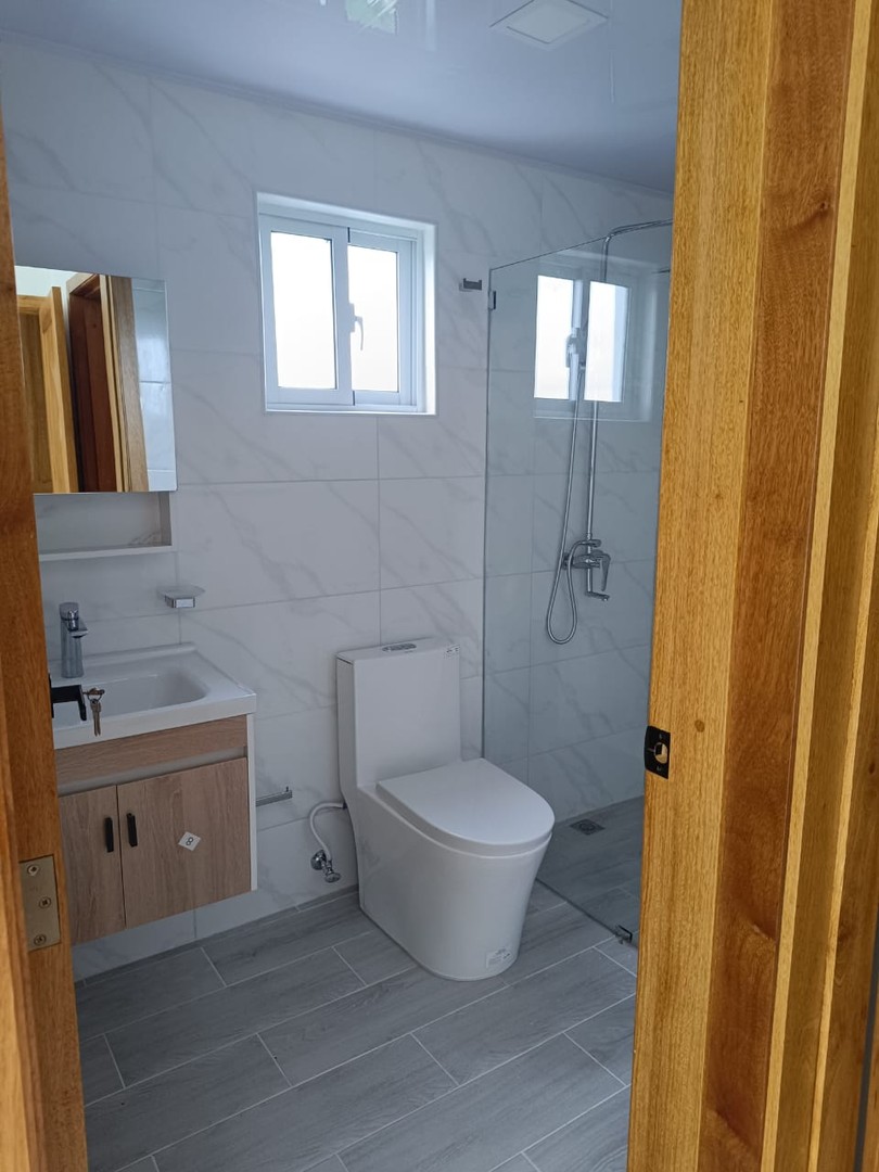 apartamentos - Hermoso Apartamento 6to Nivel Disponible en Jardines del Sur  1