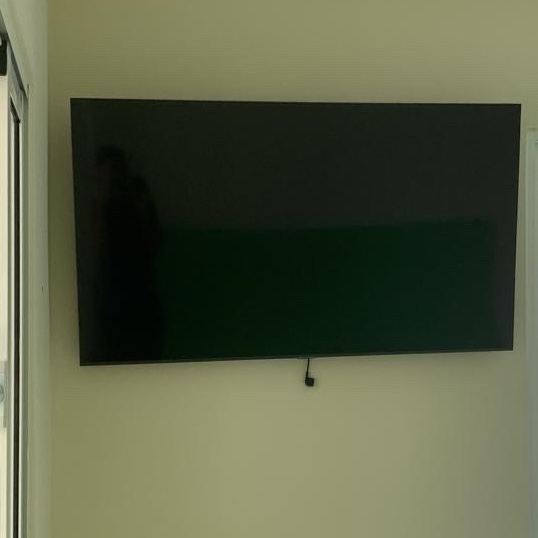 tv - 4 TV de 55 pulgadas Samsung 
1 TV de 70
 0