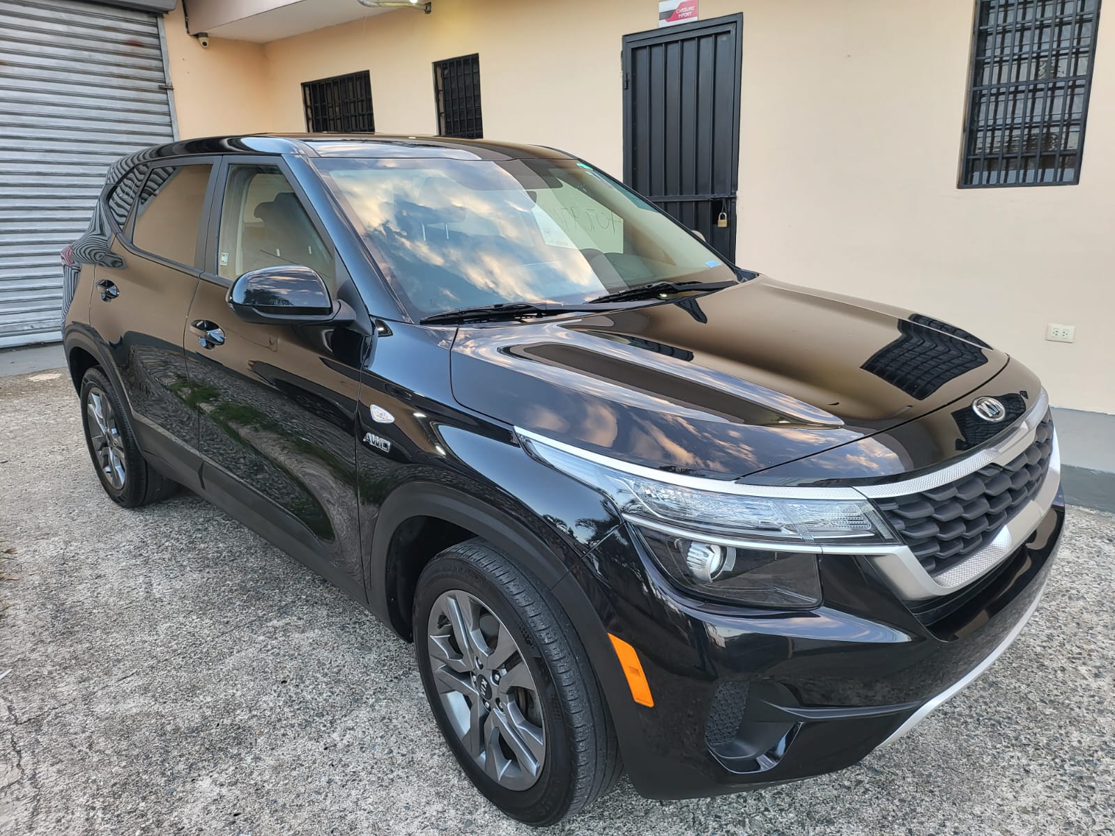 jeepetas y camionetas - Kia Seltos Lx 2021 1