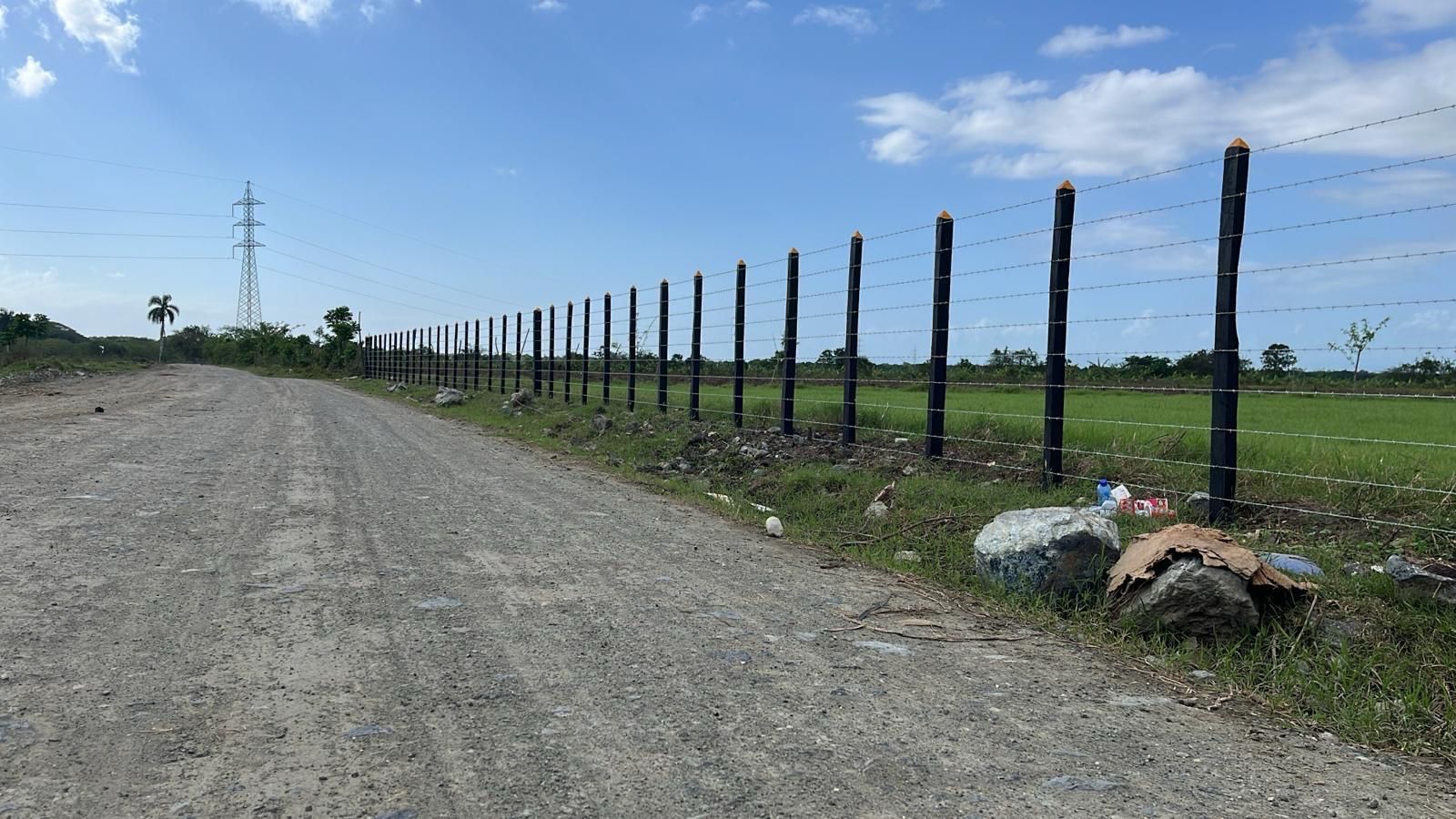 solares y terrenos - Solar 200 tareas en San Francisco de Macorís  2