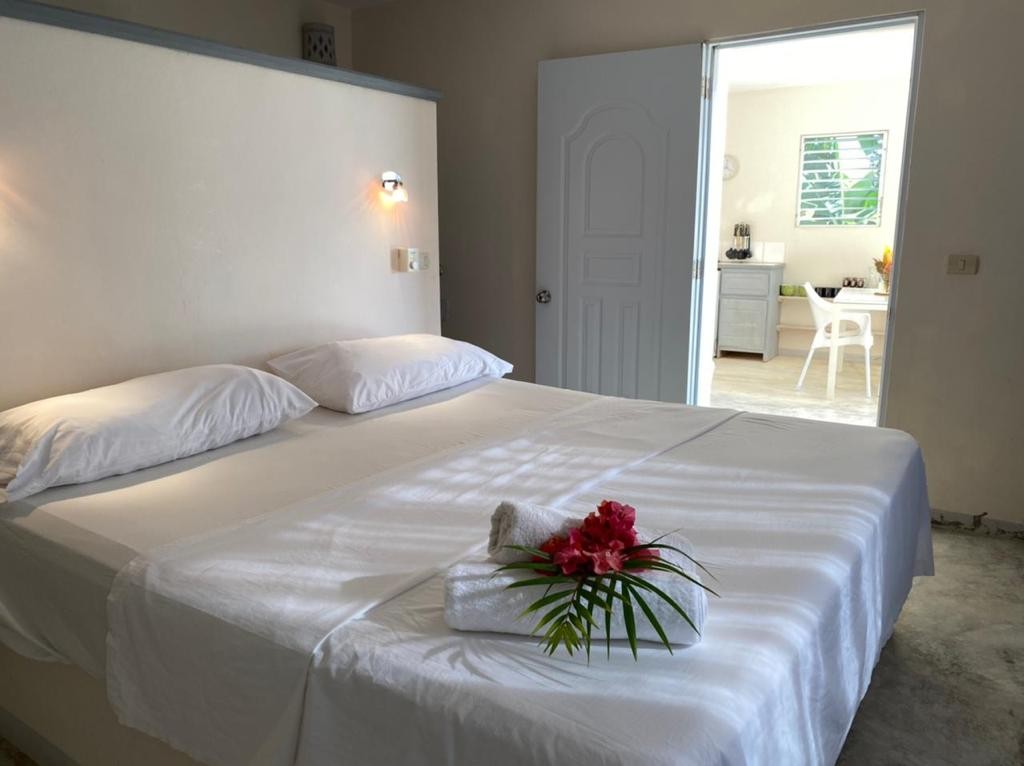 casas vacacionales y villas - Hermosa villa disponibe en Rio San Juan  2