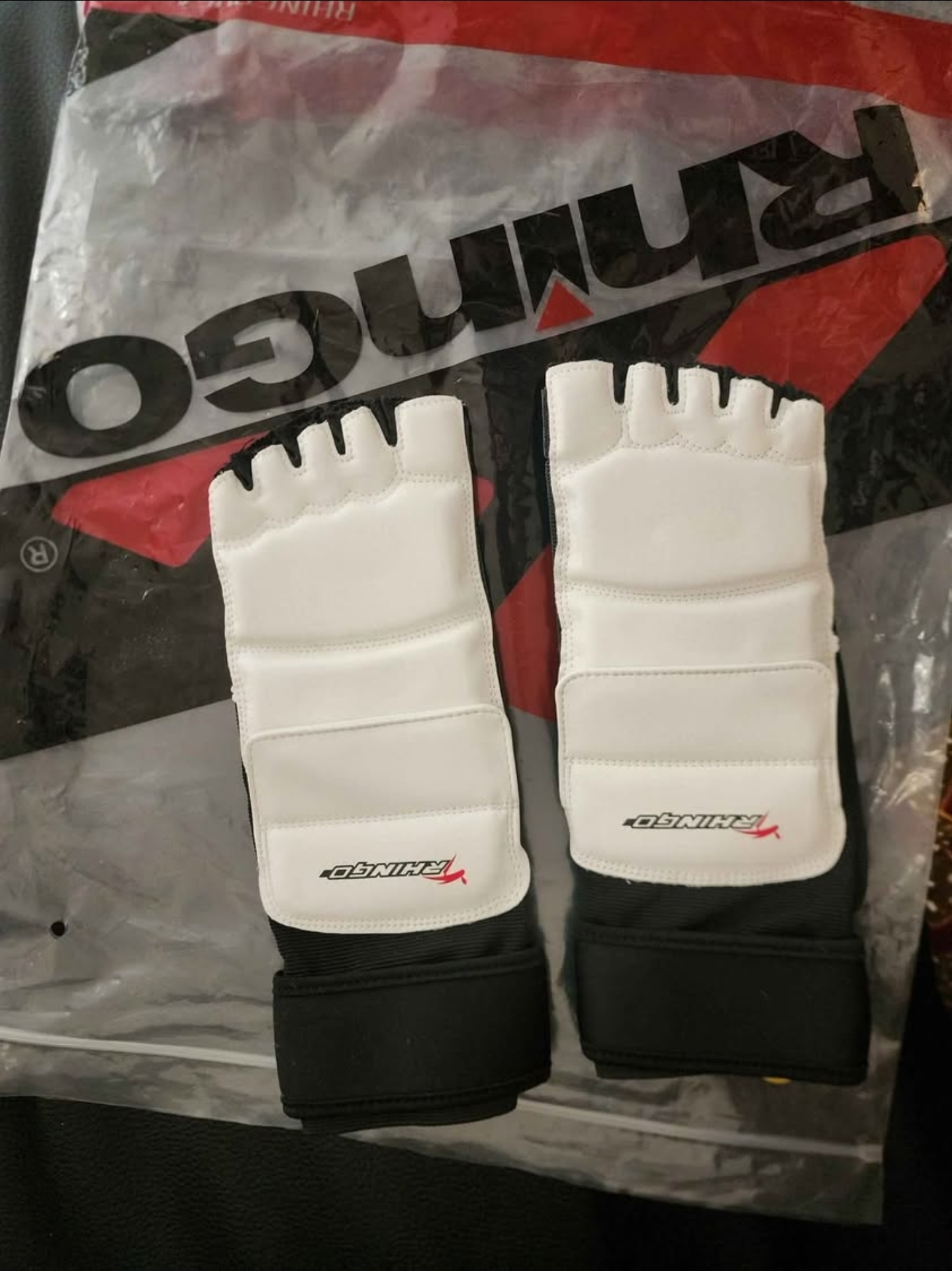 deportes - PROTECTORES DE PIES PARA TAEKWONDO O ARTES MARCIALES VARIADAS  0