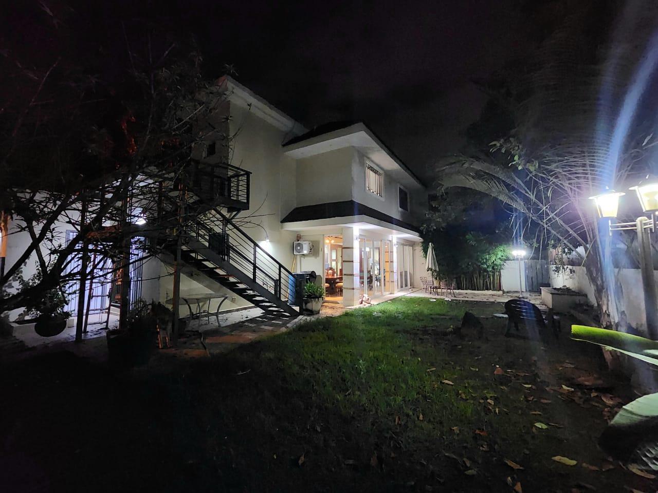 casas - CASA EN VENTA EN LAS CARMELITAS, SANTIAGO. 4