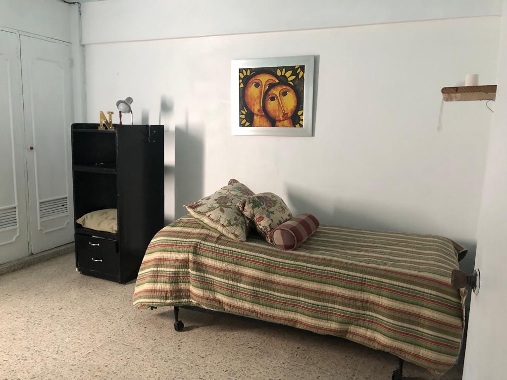 habitaciones y viviendas compartidas - Alquilo Habitación amueblada 0