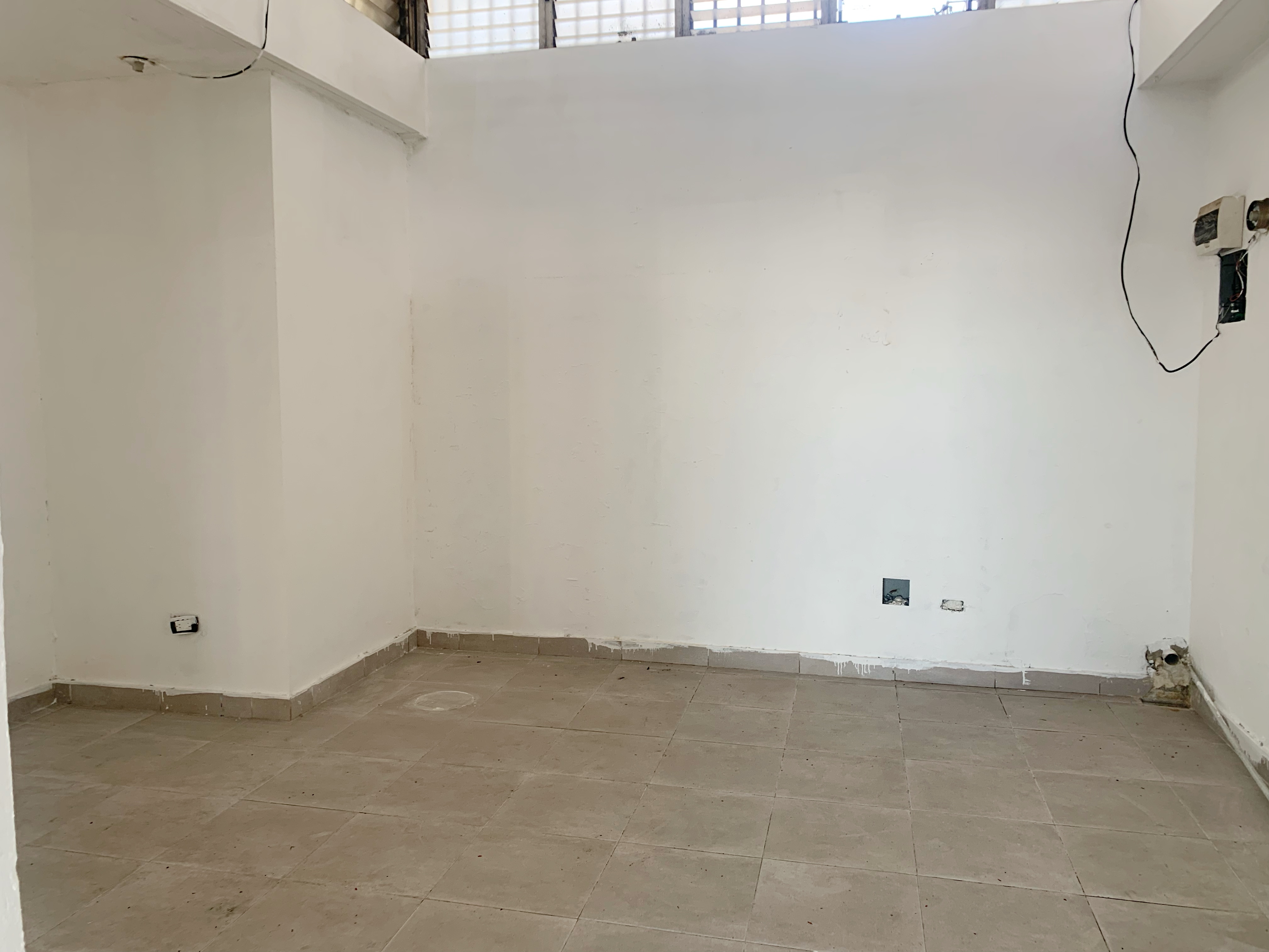 oficinas y locales comerciales - Local en naco  3