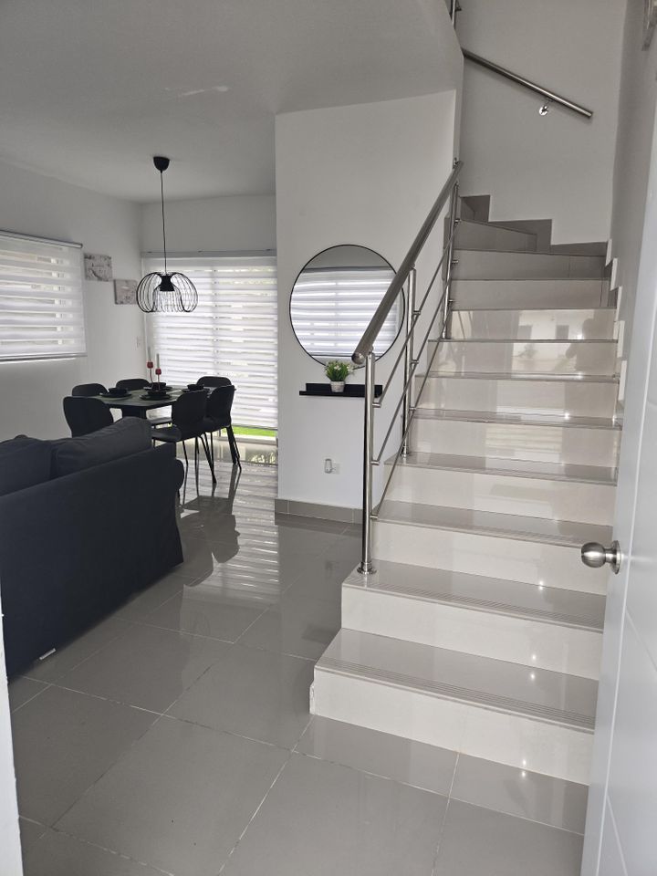 casas - Alquilo Casa de 2 niveles en Punta Cana 5