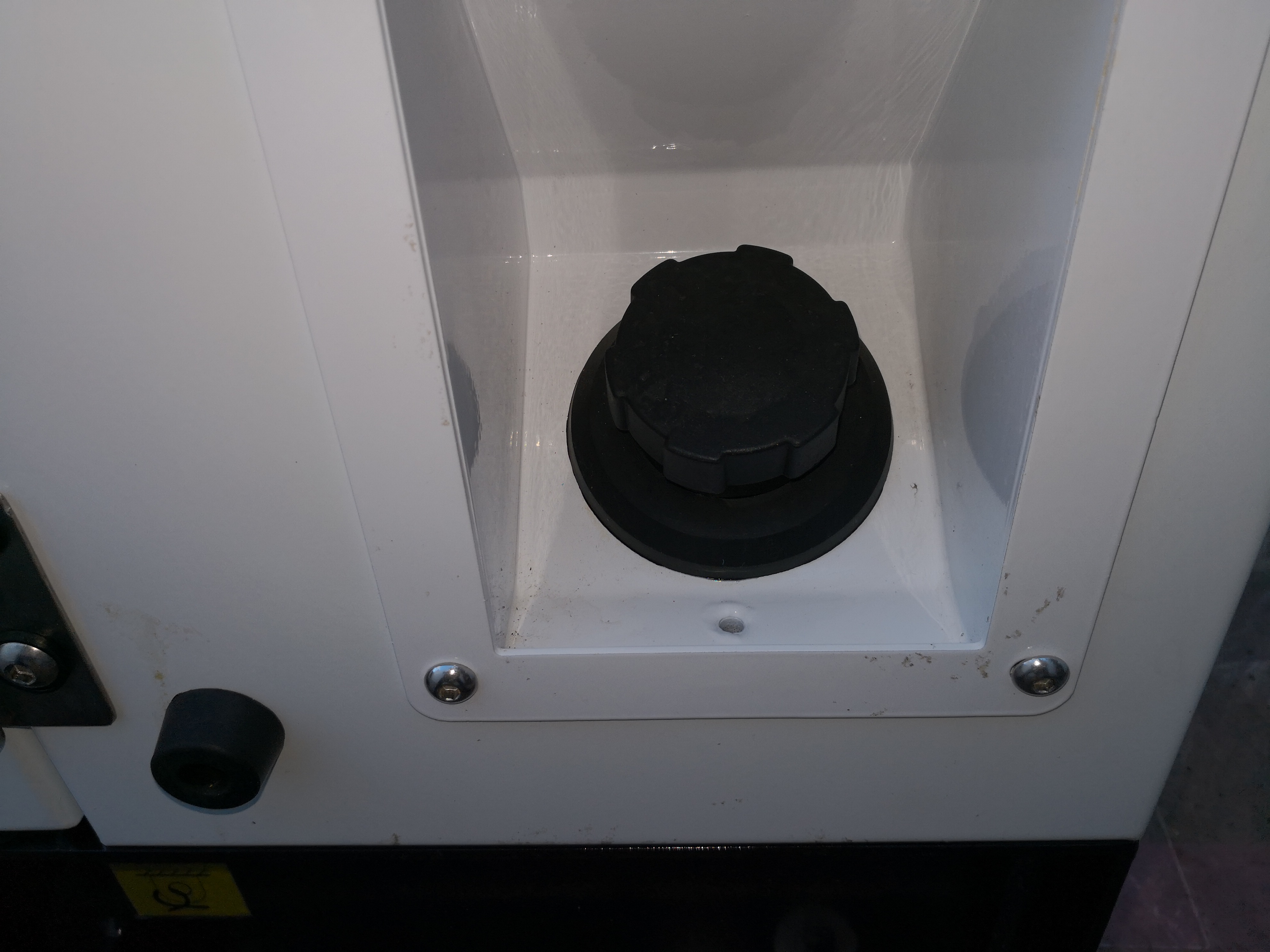 plantas e inversores - Generador Silencioso 10 kva 7