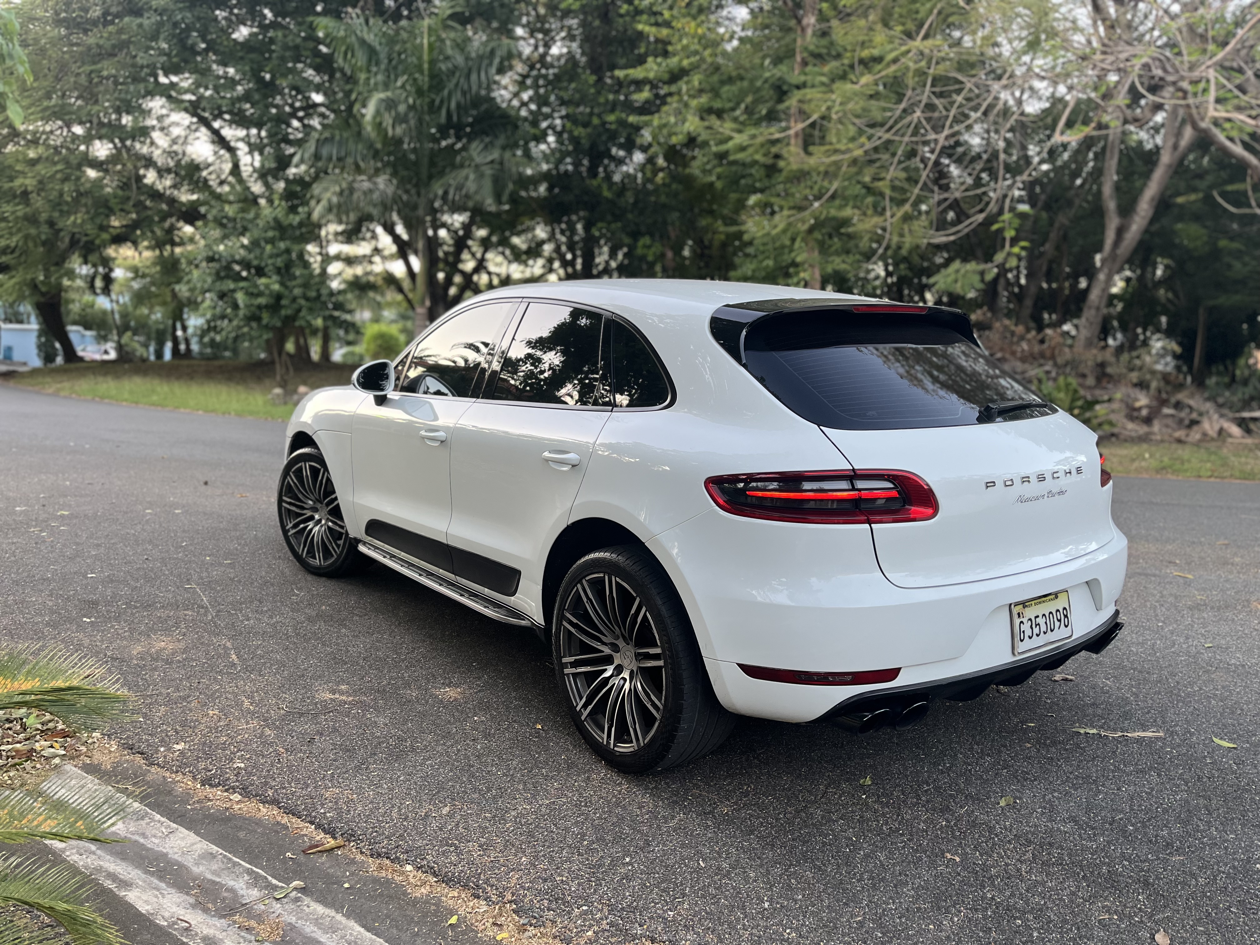 jeepetas y camionetas - Porsche macan 300 caballos 7