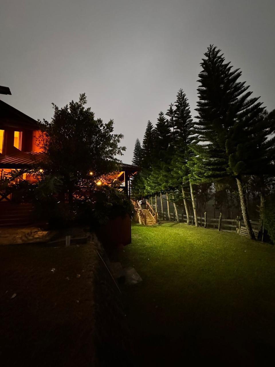 casas vacacionales y villas - Villa en Constanza con 70mil metros de solar  5