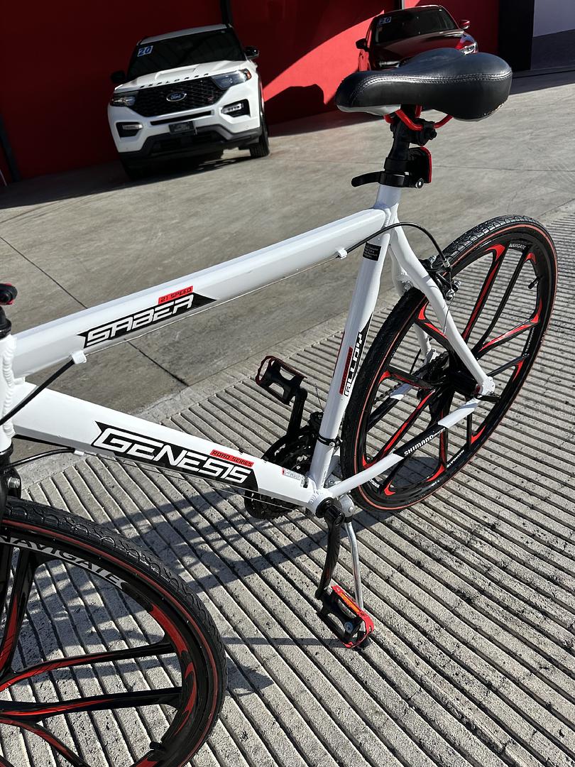 bicicletas y accesorios - bicicleta Shimano, en las mejores condiciones. 9.5 de 10. aro 28, gomas nuevas. 5