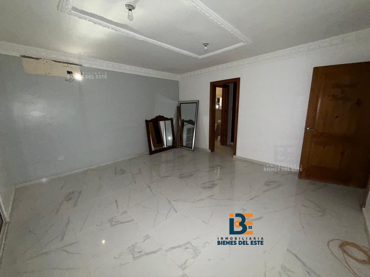 casas - Se Alquila casa de dos niveles con 4 habitaciones 8