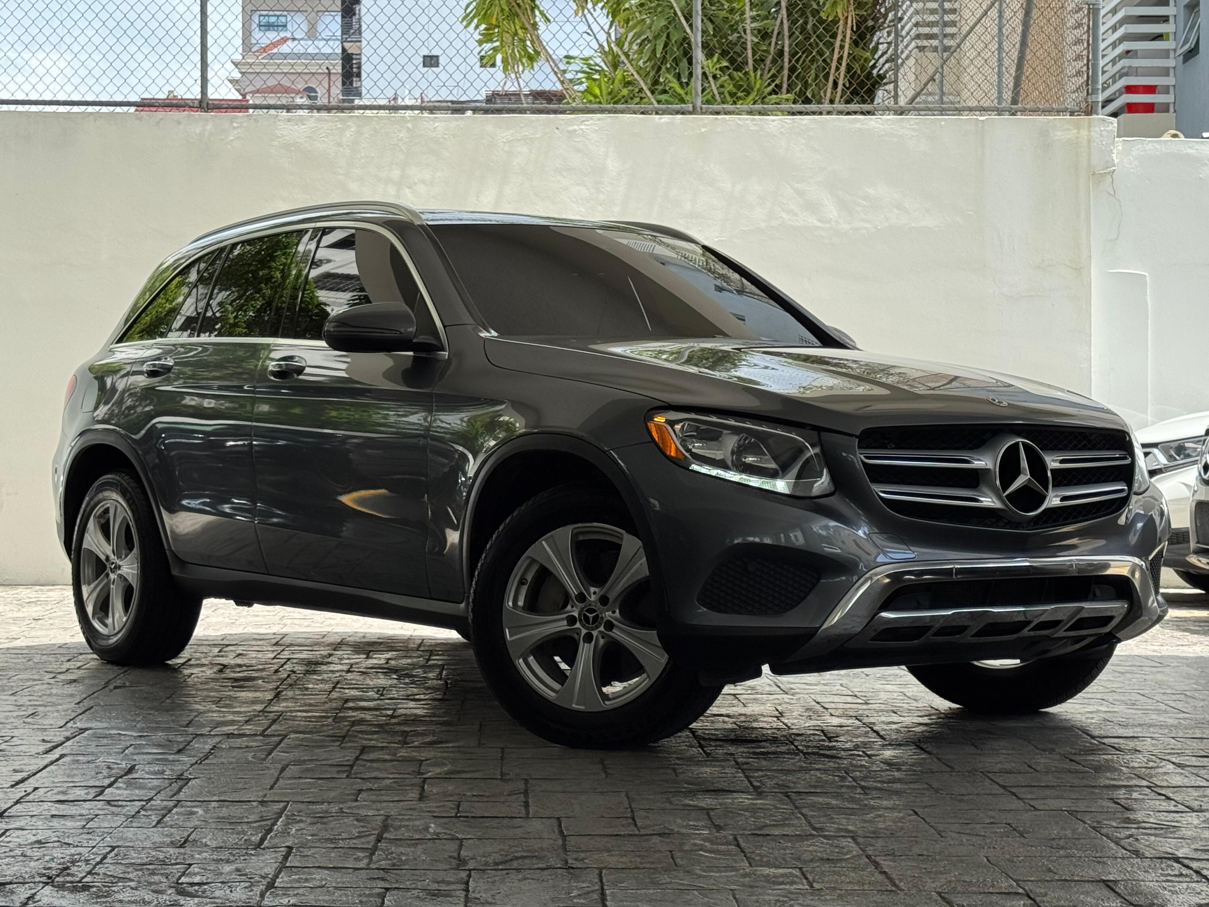 jeepetas y camionetas - Mercedes Benz GLC 300 2018 1