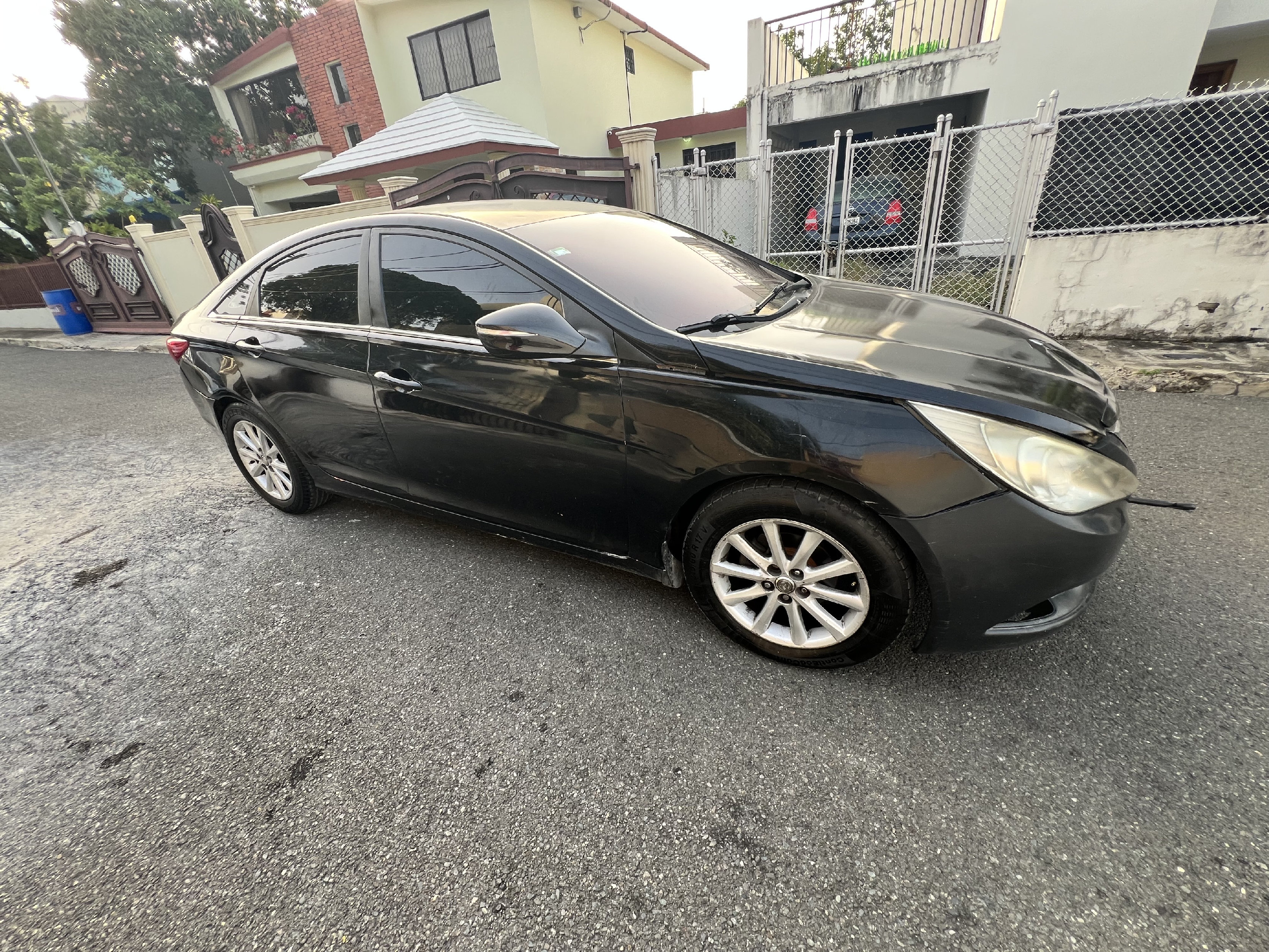 carros - Hyundai sonata 2013 motor lpi 
negociable  1