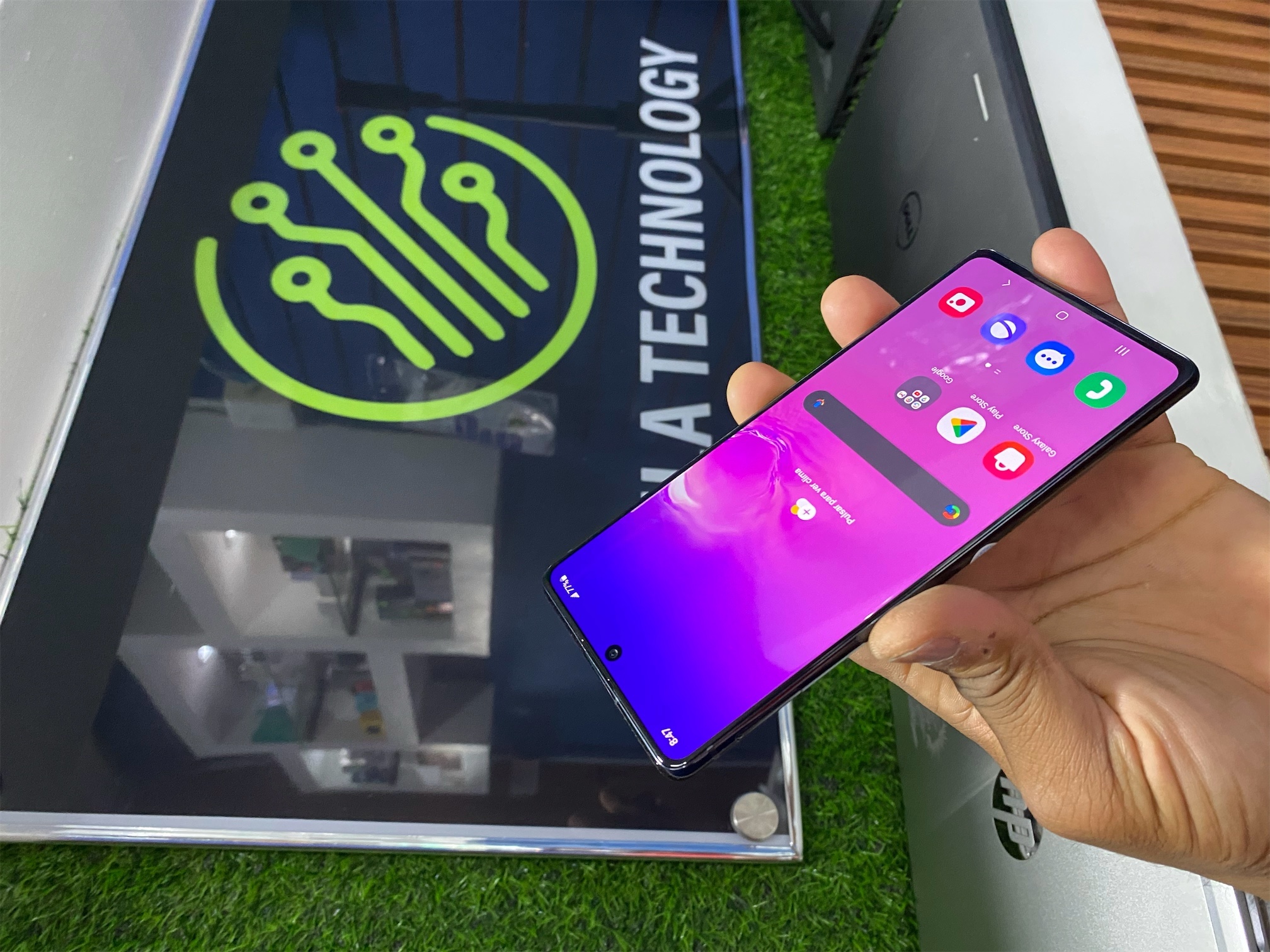 celulares y tabletas - Samsung Galaxy s10 LITE  5