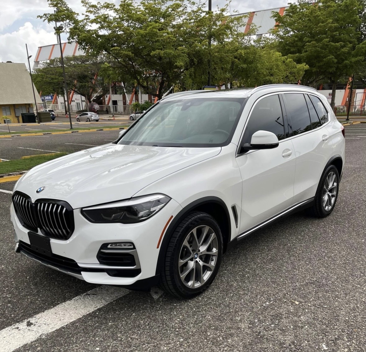 jeepetas y camionetas - 2019 BMW X5 4.0 Xdrive 4x4

 5