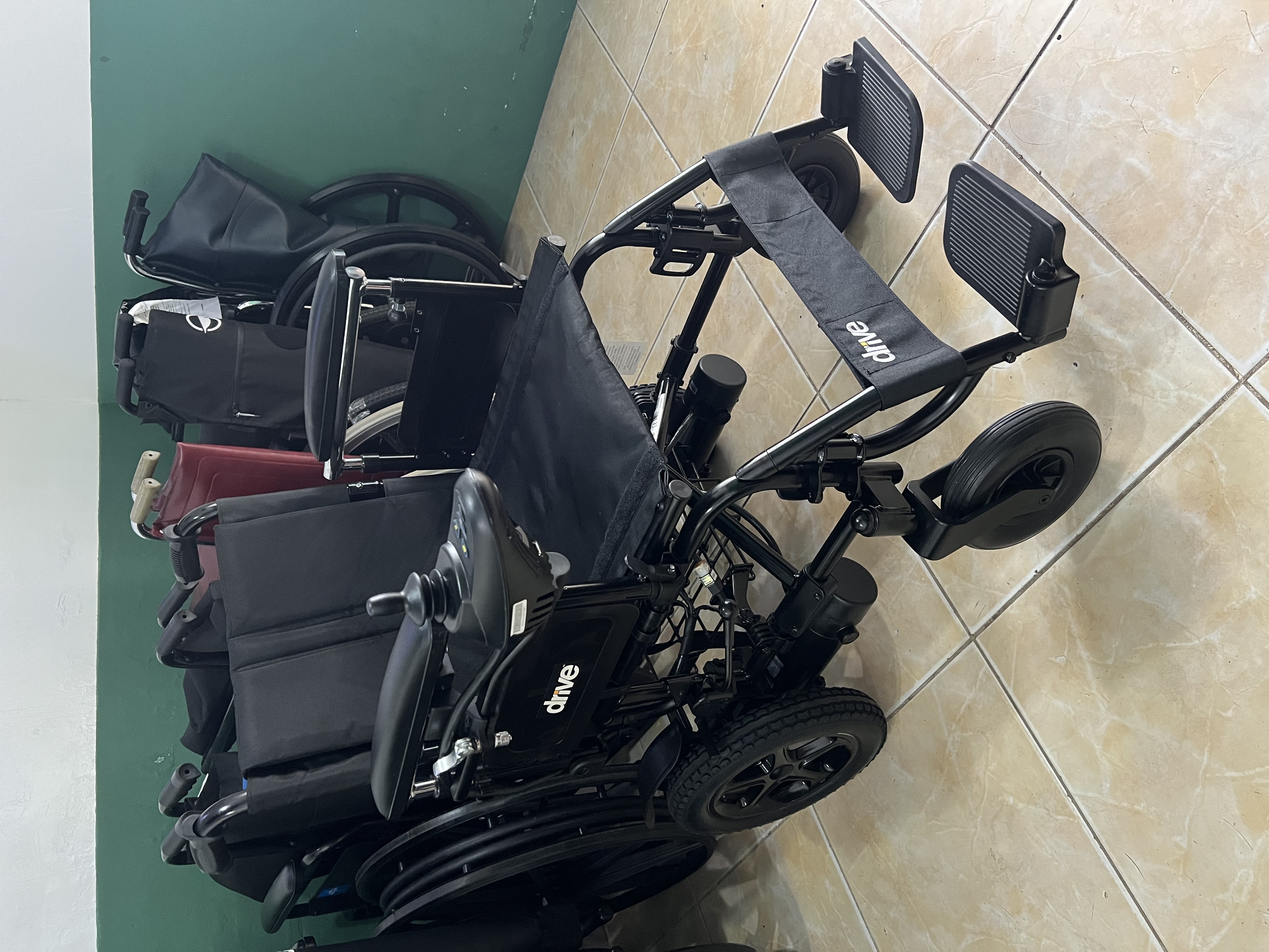 salud y belleza - Sillas de rueda electricas plegables 4