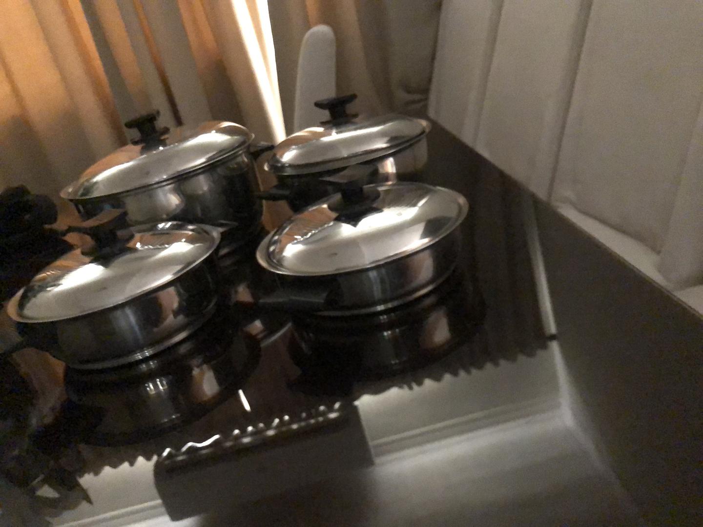 cocina - Juego de 4 ollas marca Rena Ware quirúrgica  5