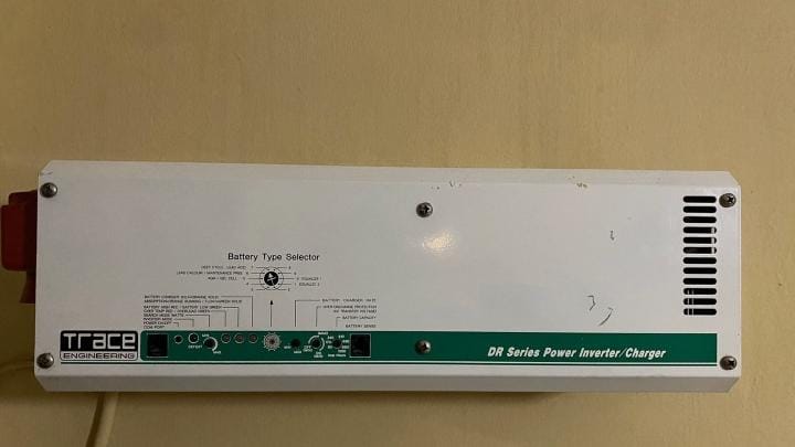 plantas e inversores - Vendo INVERSOR TRACE 2.4 KILOS 0