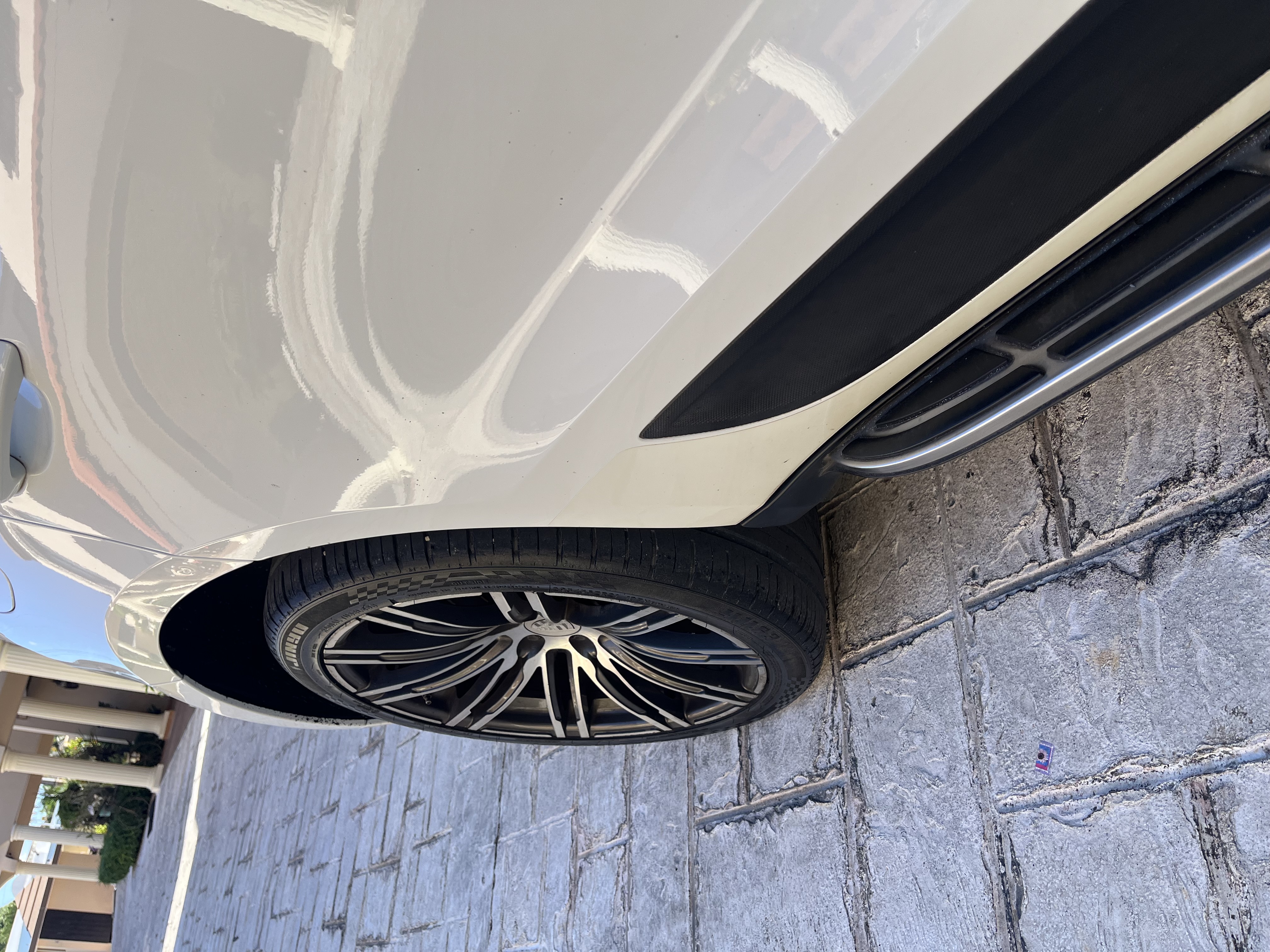 jeepetas y camionetas - Porsche macan 300 caballos 8