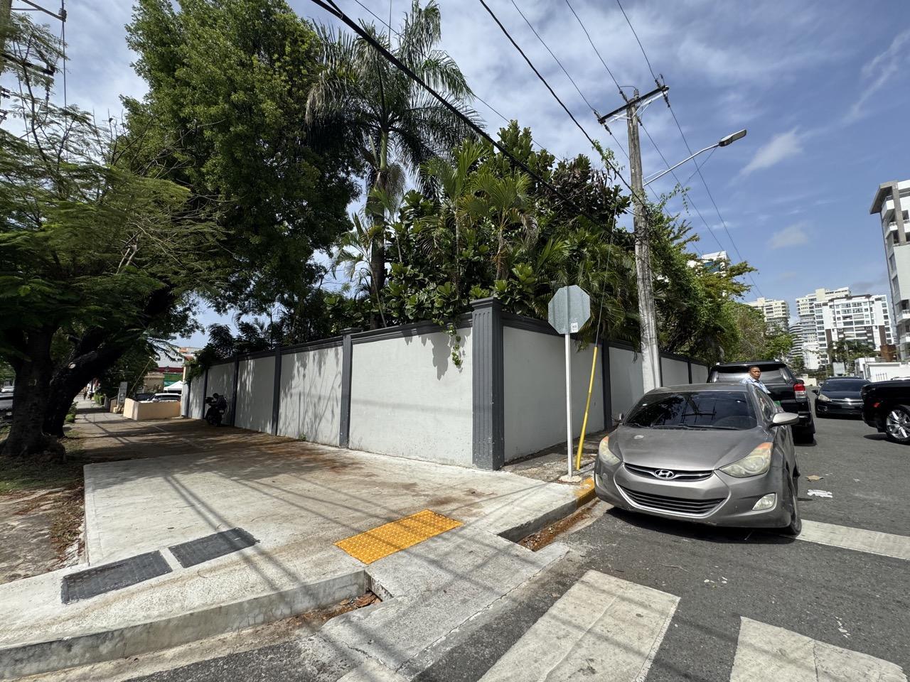 solares y terrenos - Terreno venta La Esperilla Maximo Gomez Santo Domingo 7