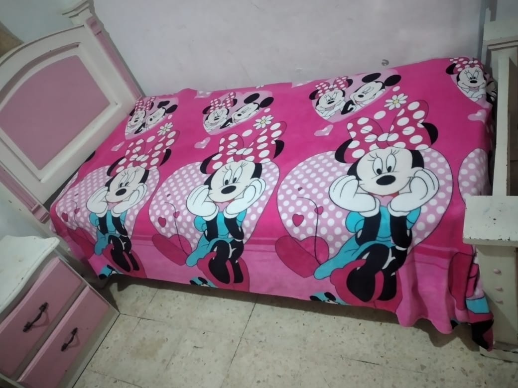 muebles y colchones - Juego de habitación para niña  1