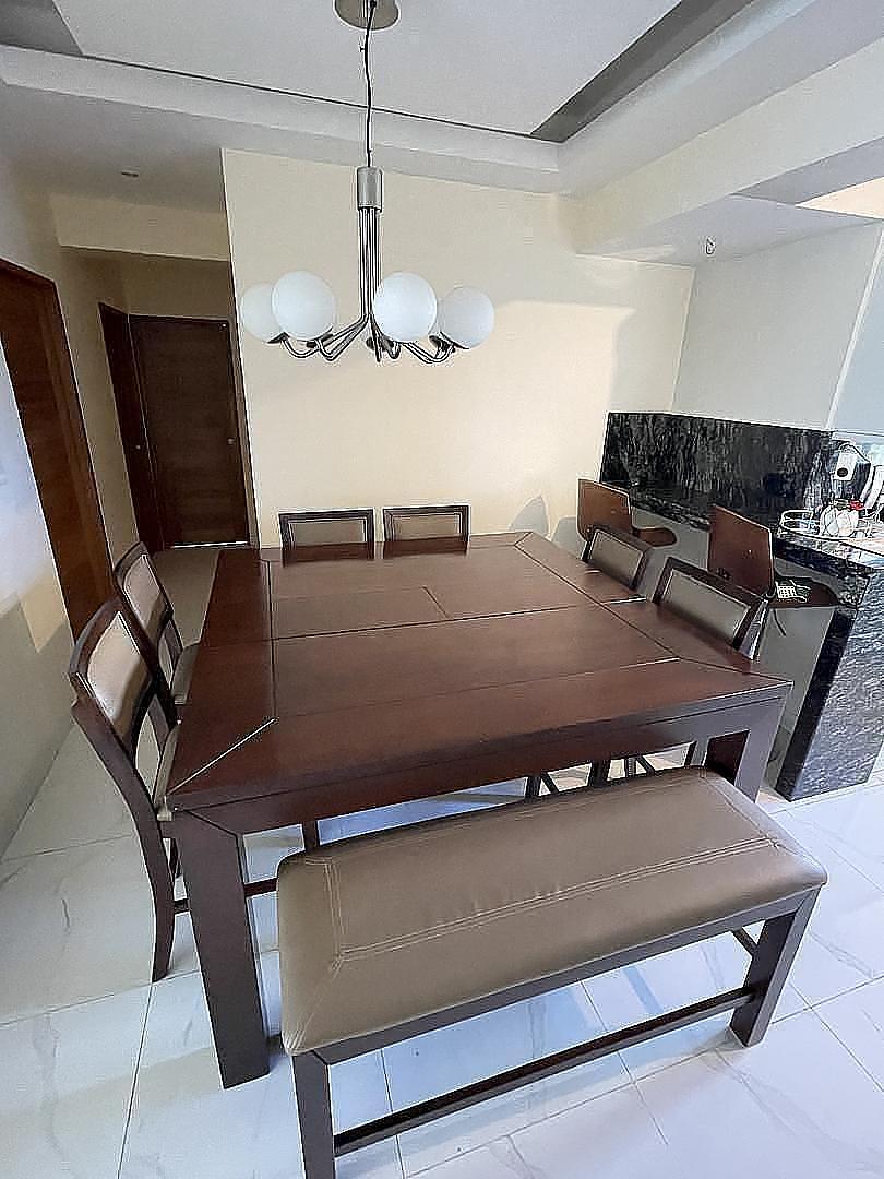 muebles y colchones - COMEDOR CONVERTIDOR DE 4 A 6 SILLA Y BANCO(IMPORTADO)(NEGOCIABLE) 2