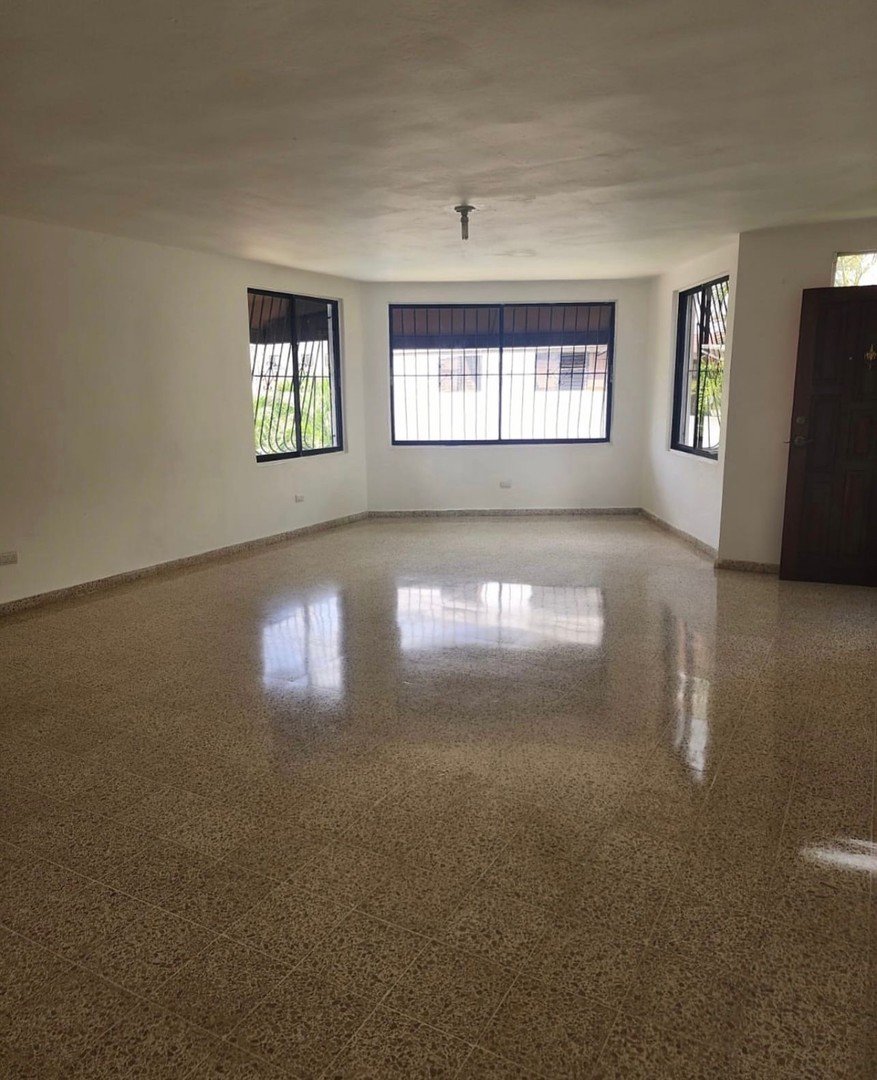apartamentos - Se vende en Arroyo Hondo Viejo, amplio apartamento. 3