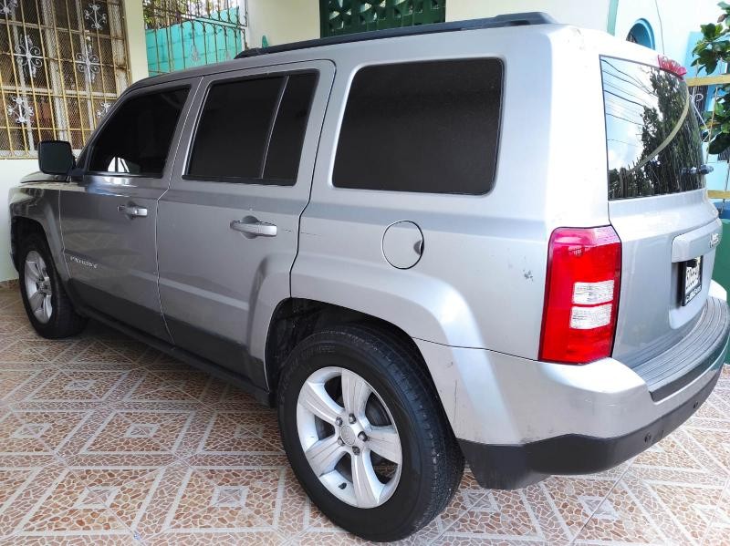 jeepetas y camionetas - JEEP PATRIOT AUTOMATICO 2016 2
