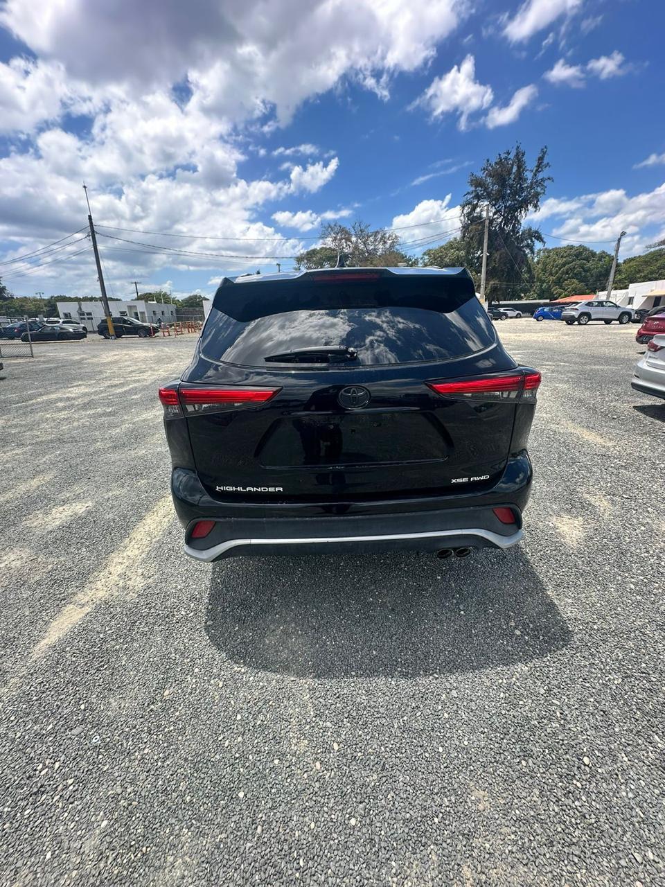 jeepetas y camionetas - Toyota higlander xse 2021 1