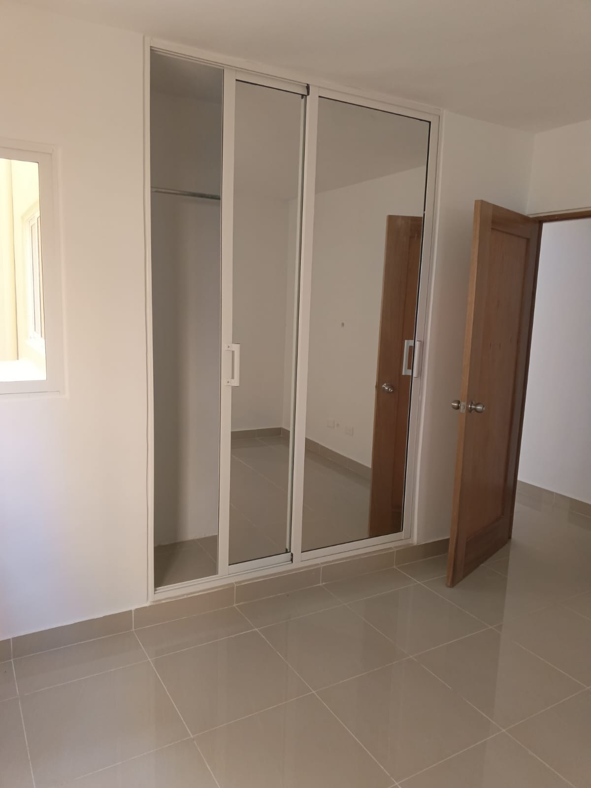 apartamentos -  Residencial Paseo del Arroyo, Av. Jacobo Majluta 2