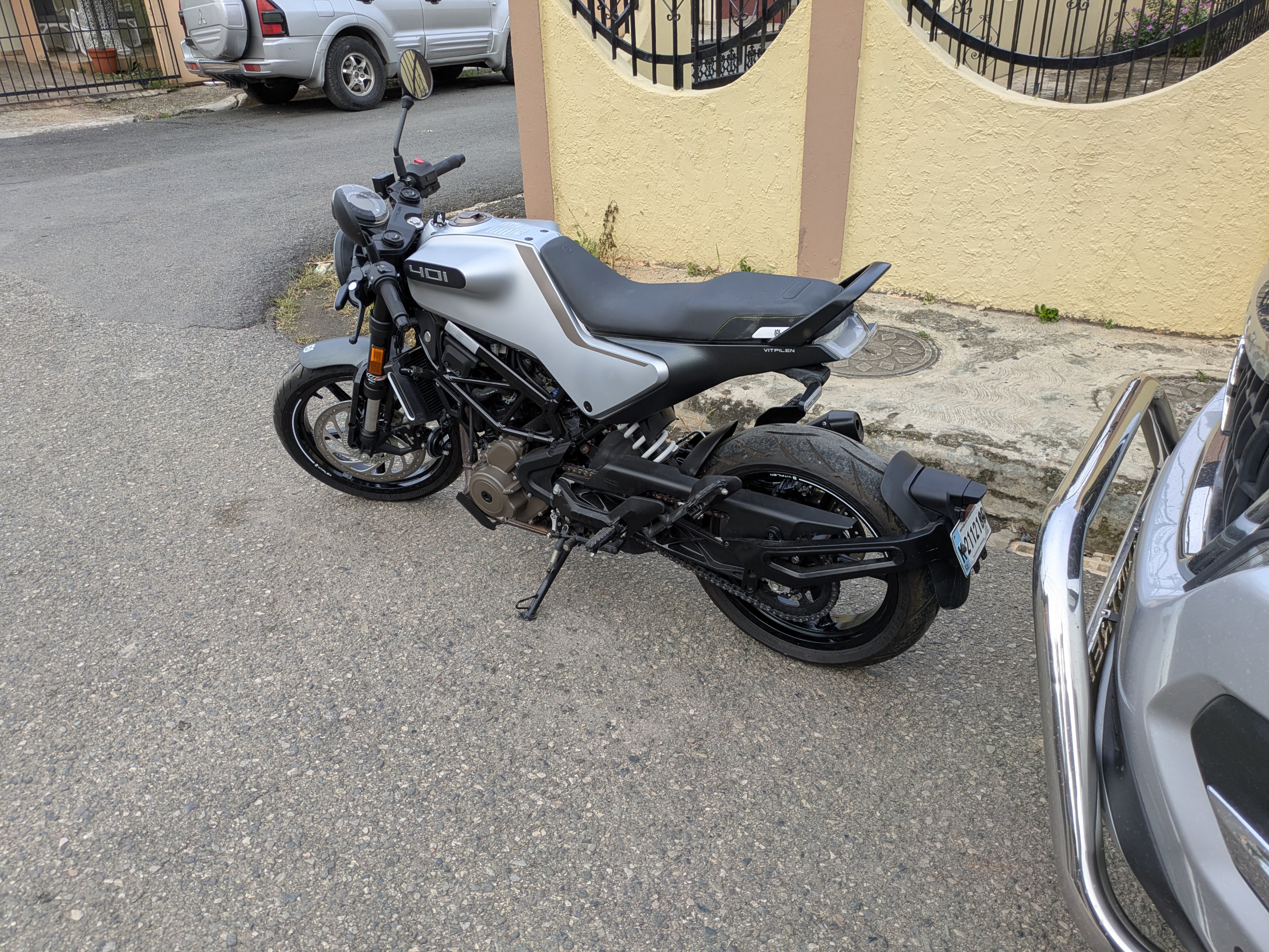 motores y pasolas - Husqvarna Vitpilen 401 4