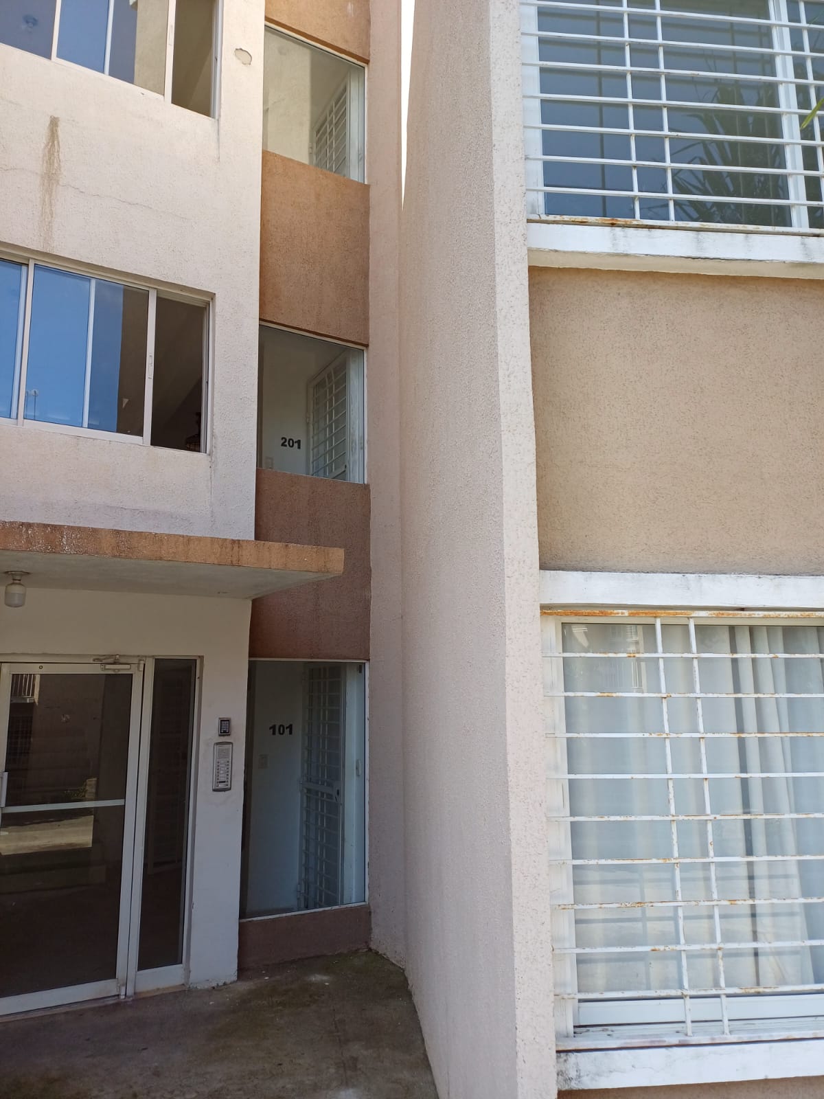 apartamentos - VENDO APTO EN EL RES. COLINAS DEL ARROYO, JACOBO M 2