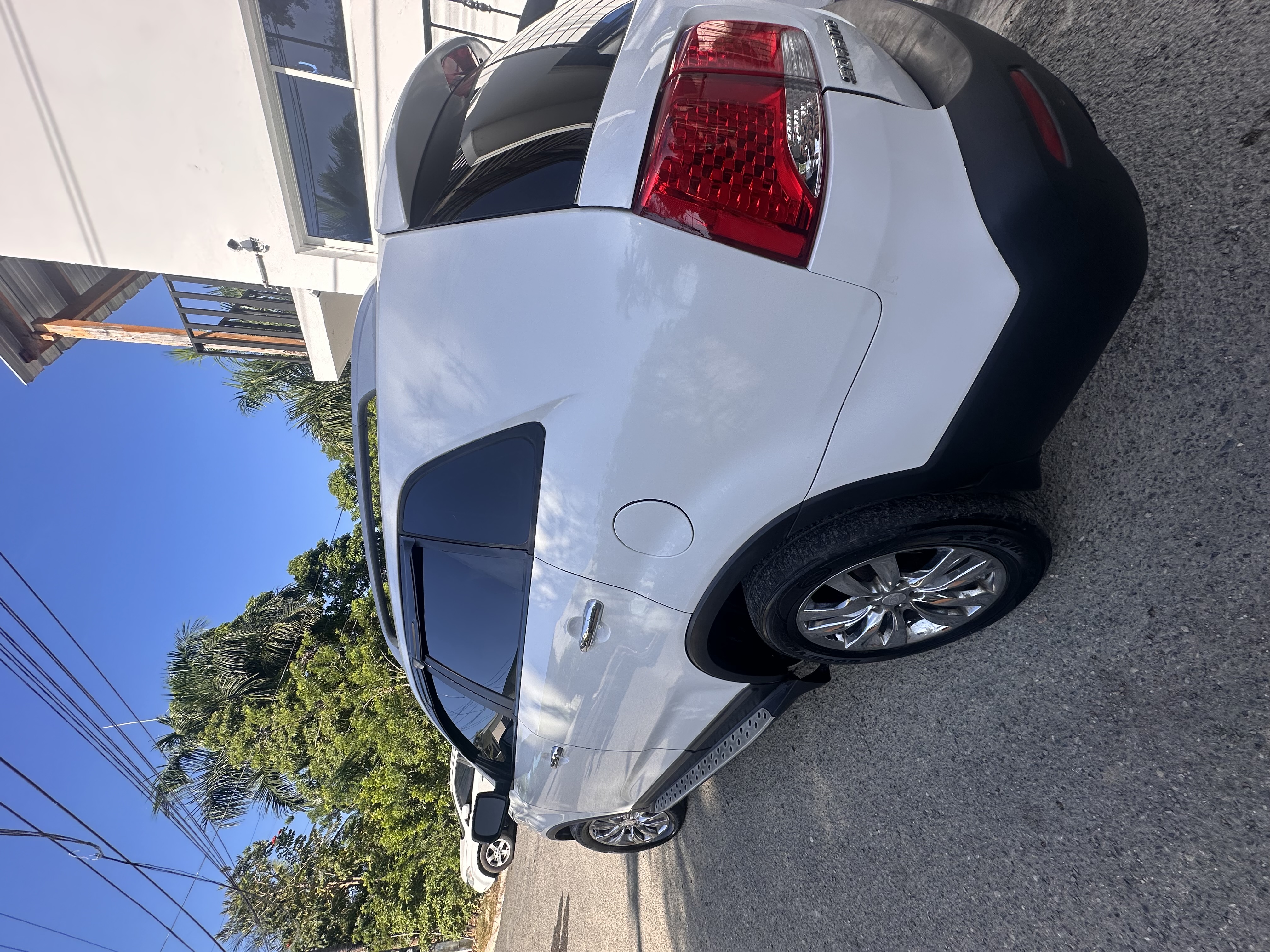 jeepetas y camionetas - KIA SORENTO LX VERSIÓN AMERICANA 2