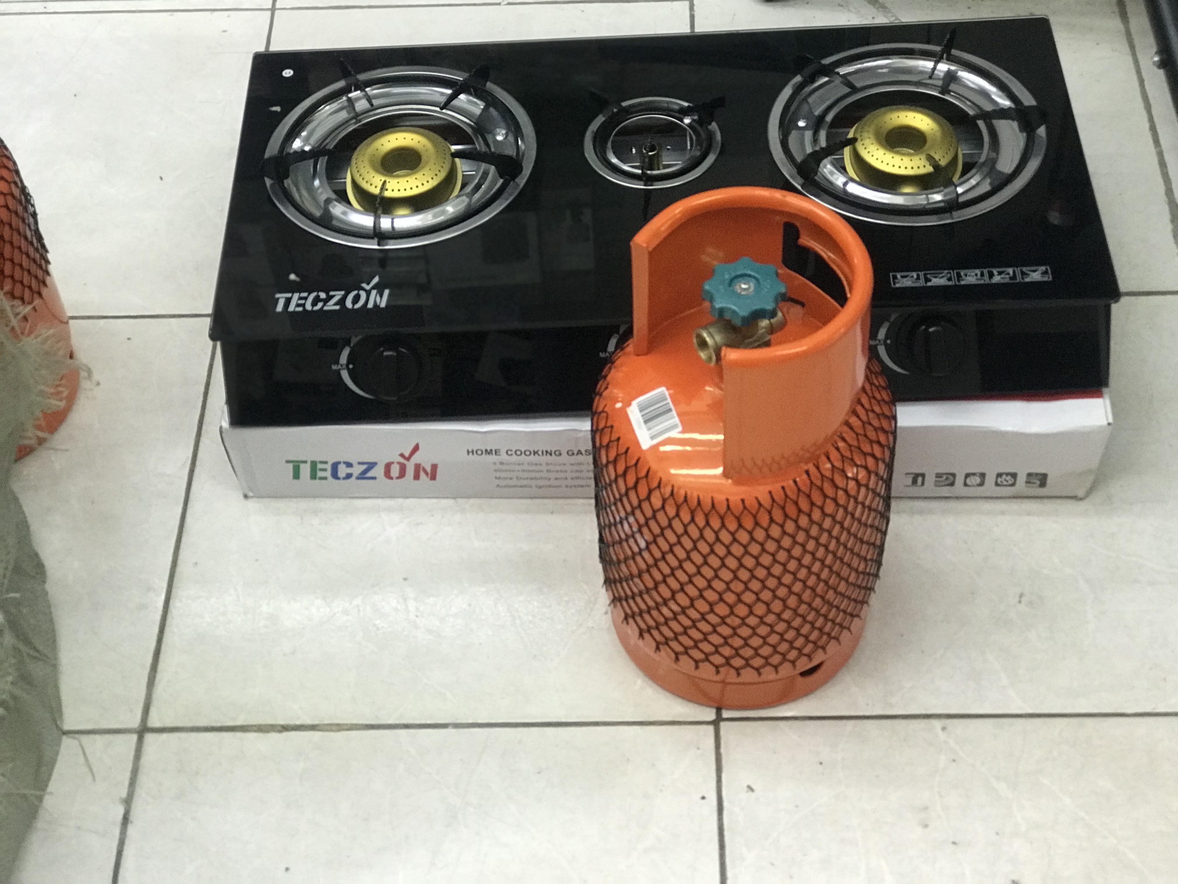 electrodomesticos - combo de estufa de mesa con tanque de gas pequeño  0